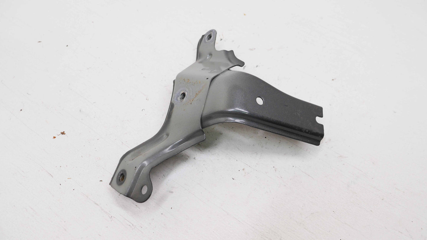 LH Front Guard Mounting Bracket - Fits Mazda 3 BL 2010-2013
