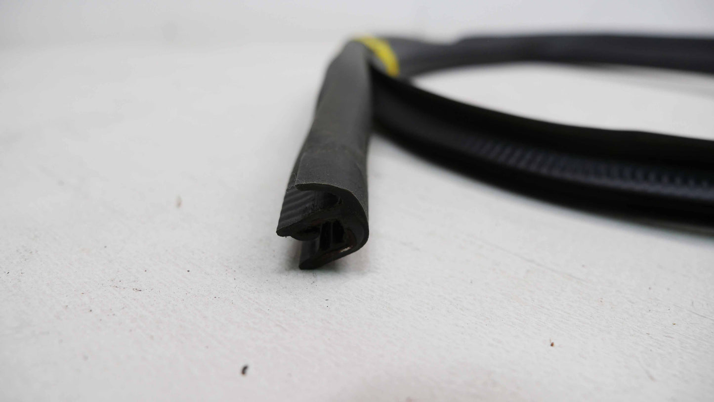 RH Front Pinch Weld Rubber - Fits Mitsubishi Lancer CS-ES Sedan 2002-2007