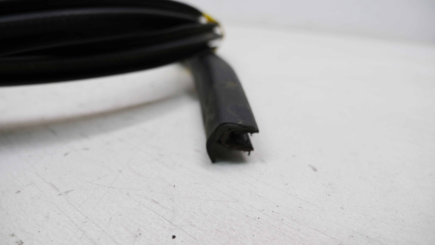 RH Rear Pinch Weld Body Rubber - Fits Mitsubishi Lancer CS-ES Sedan 2002-2007