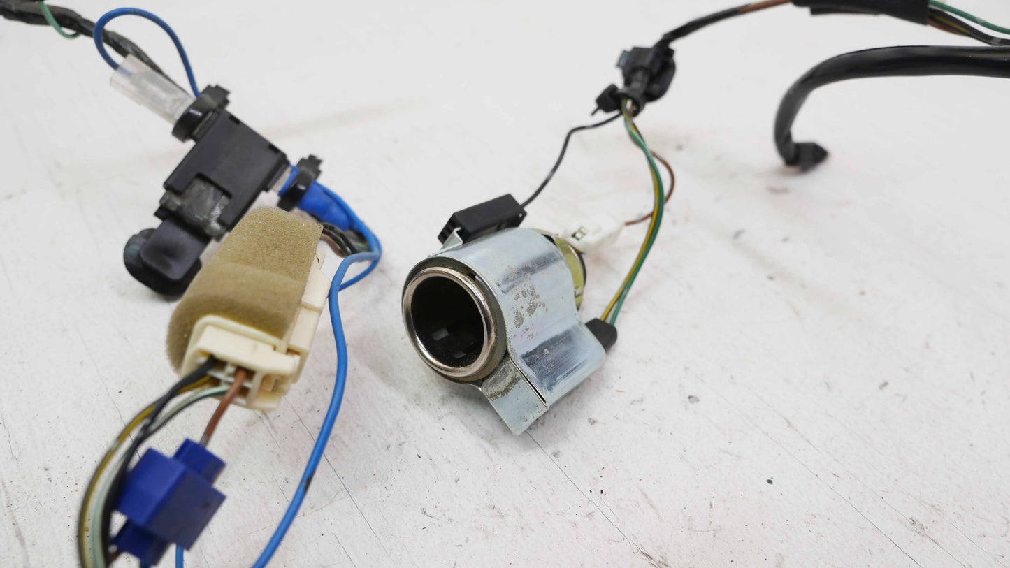 Cigarette Lighter 12v Socket and Fuse - Fits Mitsubishi Lancer CS-ES Sedan 2002-2007