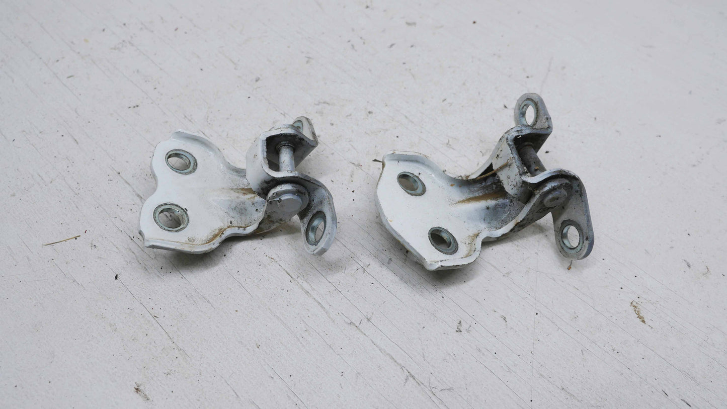 LH Rear Door Hinges - Fits Toyota Corolla AE92 Seca Liftback 1988-1992