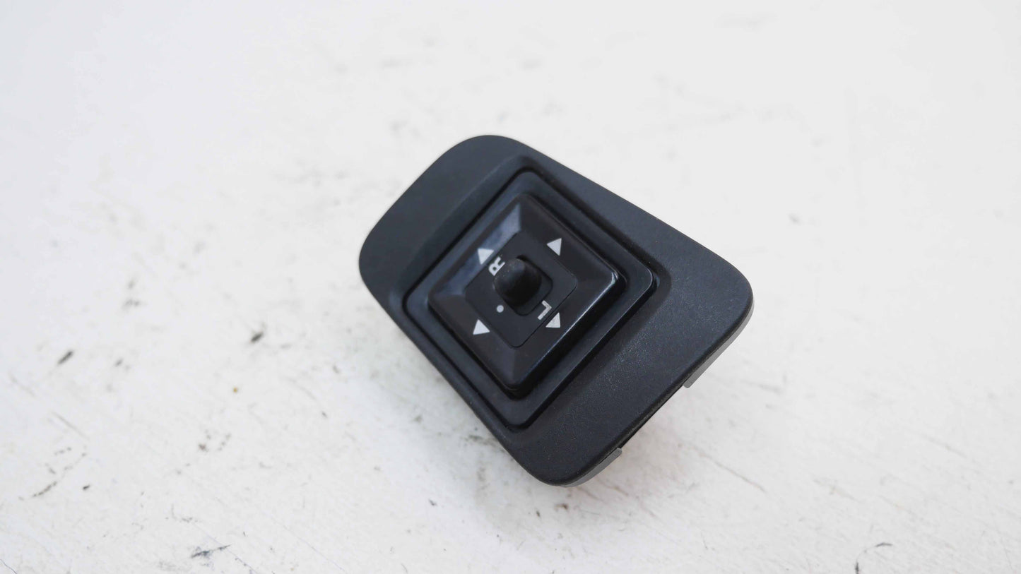 Electric Mirror Controls Switch - Fits Mitsubishi Magna Verada TL-TW-KL-KW 2003-2005