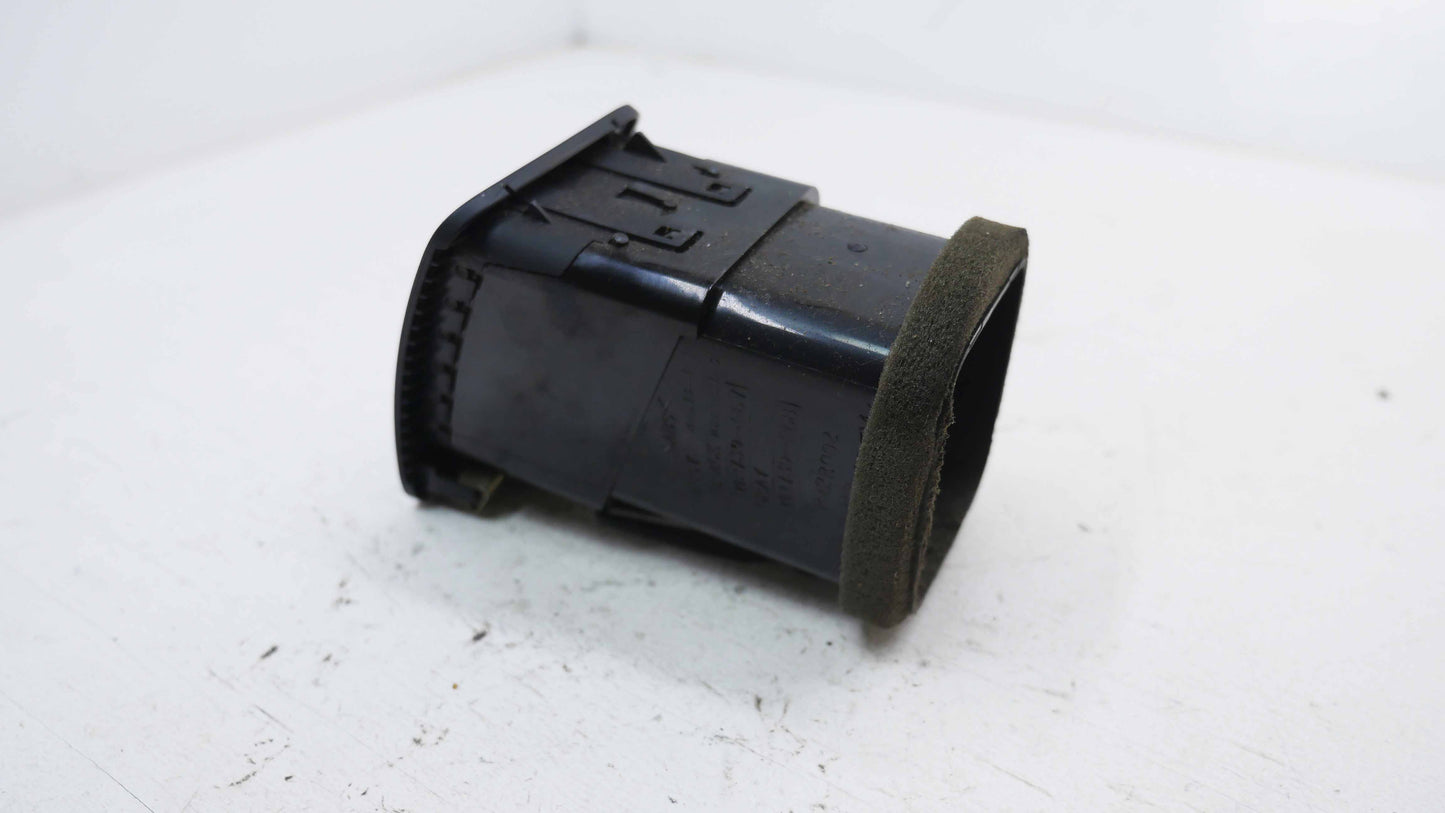 RH Dash Vent - Fits Mitsubishi Verada KL-KW 2003-2005