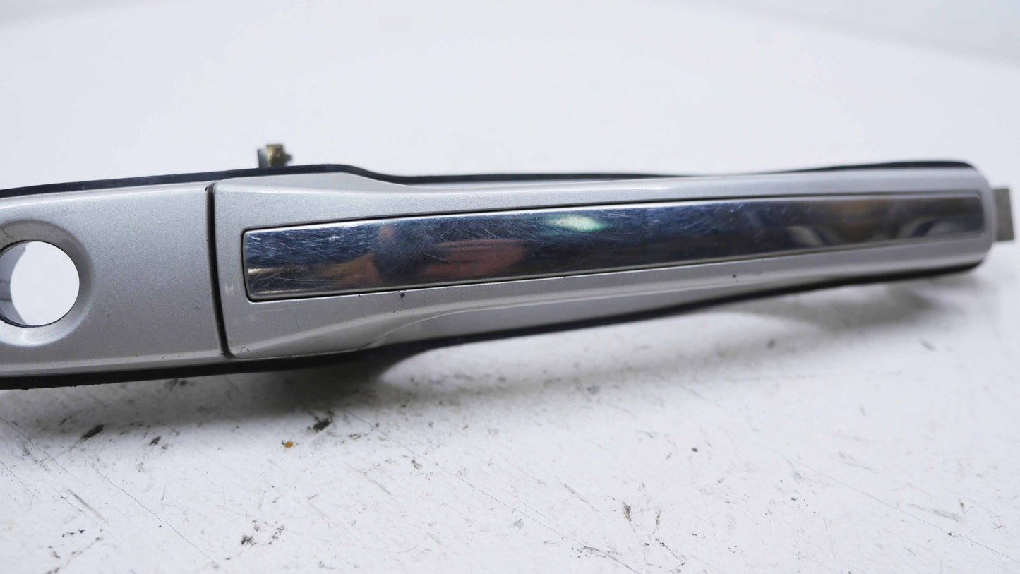 RH Front Exterior Door Handle HH - Fits Mitsubishi Verada KL-KW 2003-2005