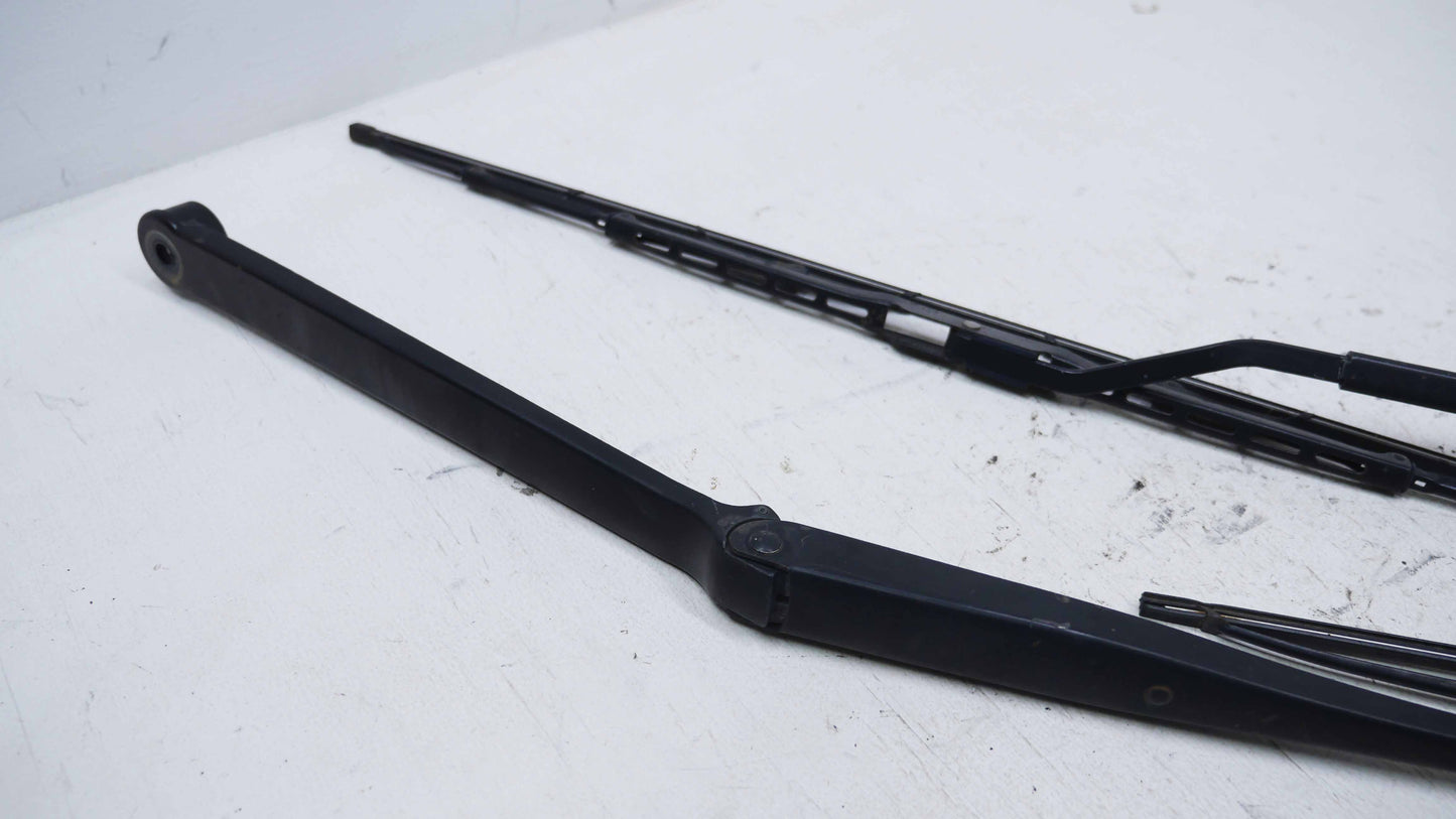 Windscreen Wiper Arms - Fits Mitsubishi Verada KL-KW 2003-2005