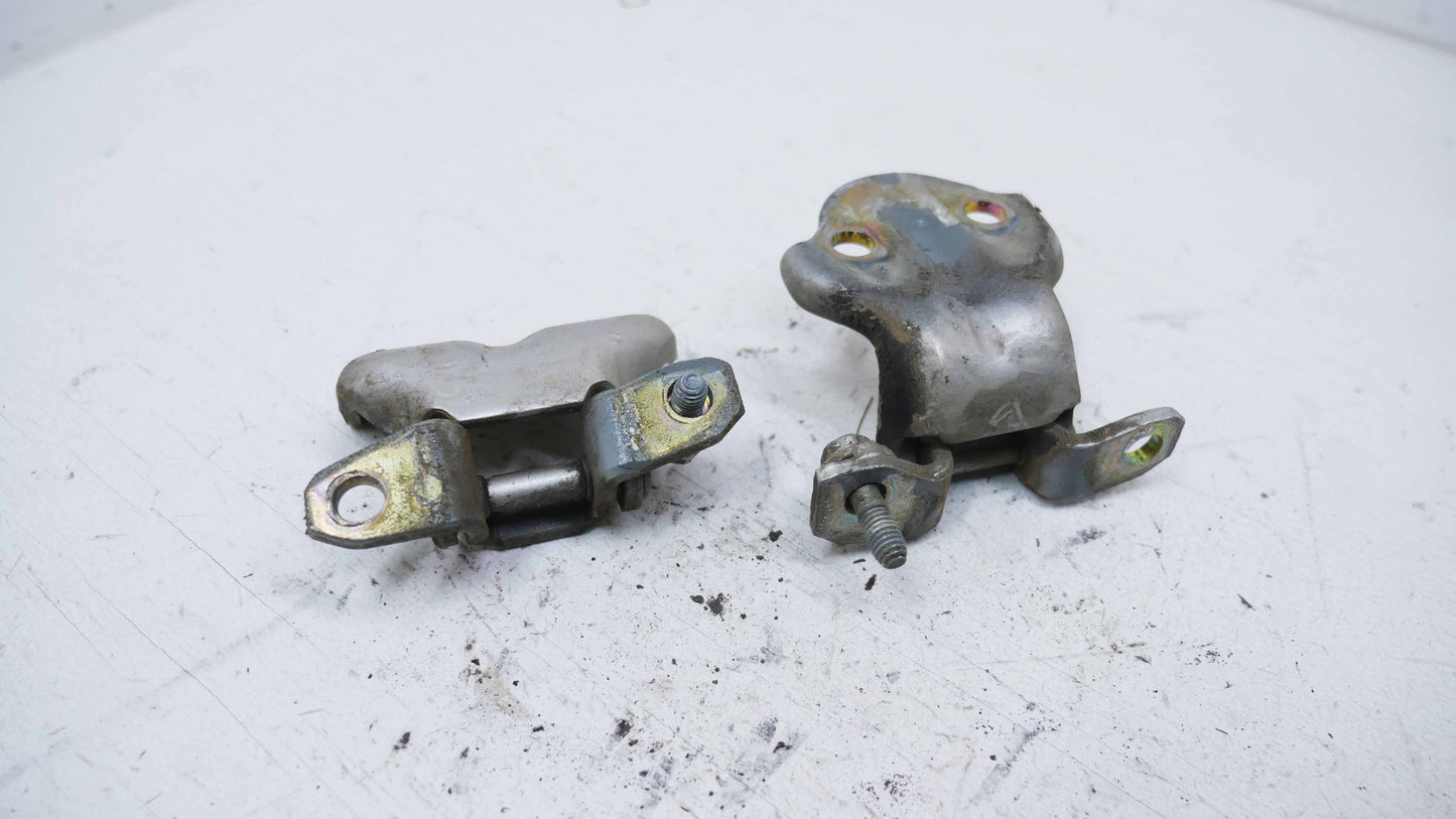 RH Rear Door Hinges - Fits Mitsubishi Magna Verada TL-TW-KL-KW 2003-2005