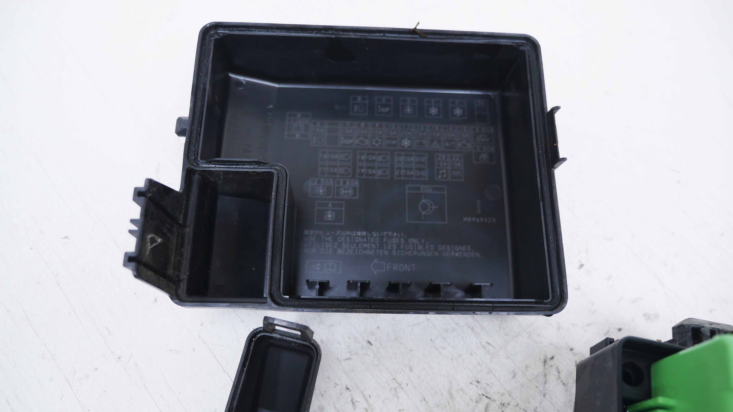 Engine Bay Fuse Box 4G94 - Fits Mitsubishi Lancer CS-ES Sedan 2002-2007