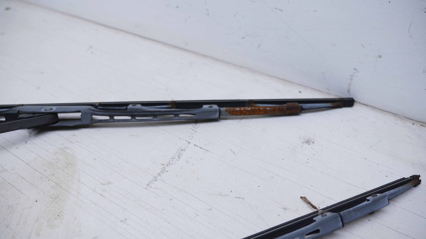 Front Wiper Arms - Fits Mitsubishi Lancer CS-ES Sedan 2002-2007