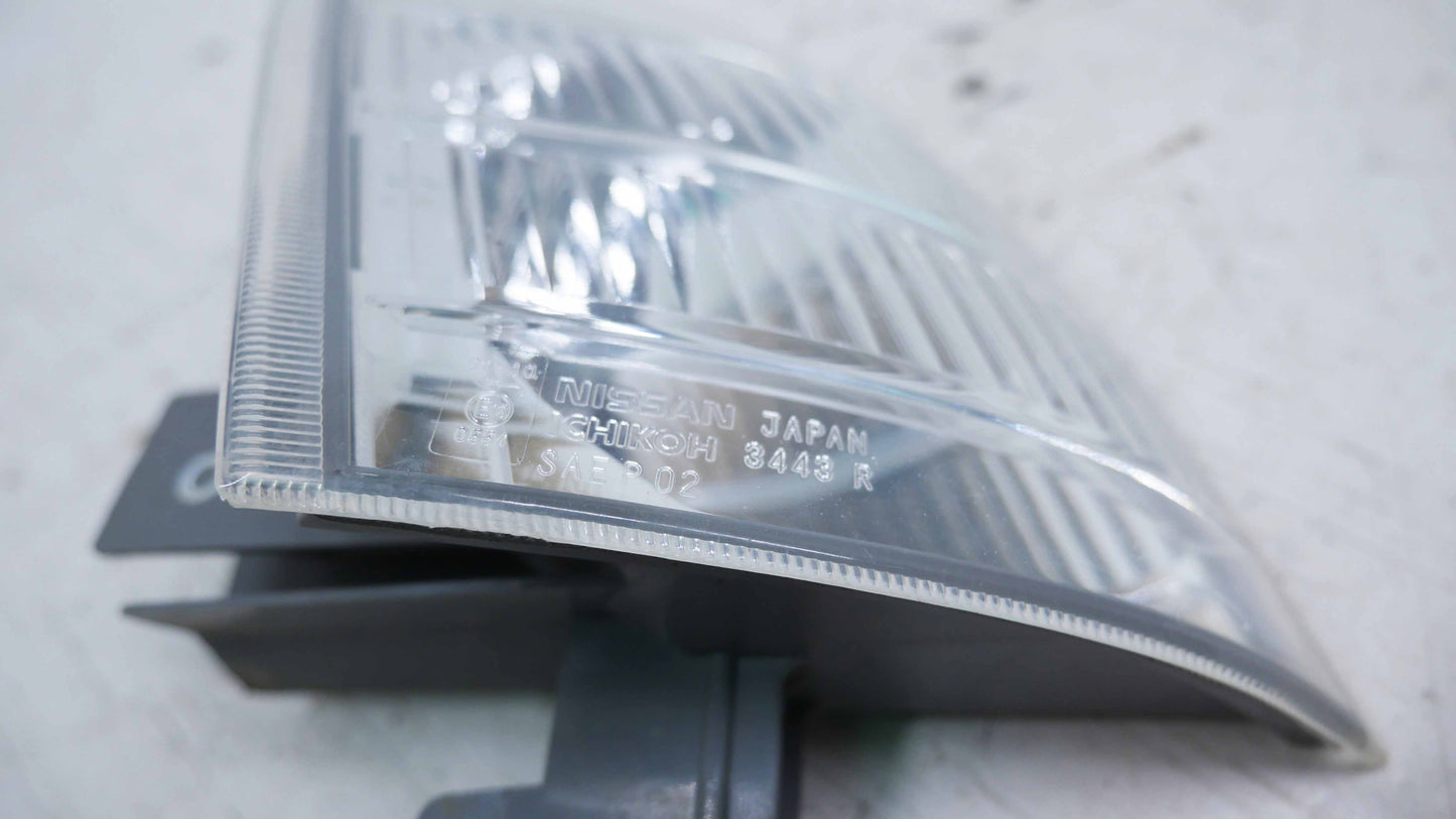 RH Indicator Lens Clear - Fits Nissan X-Trail T30 2001-2007