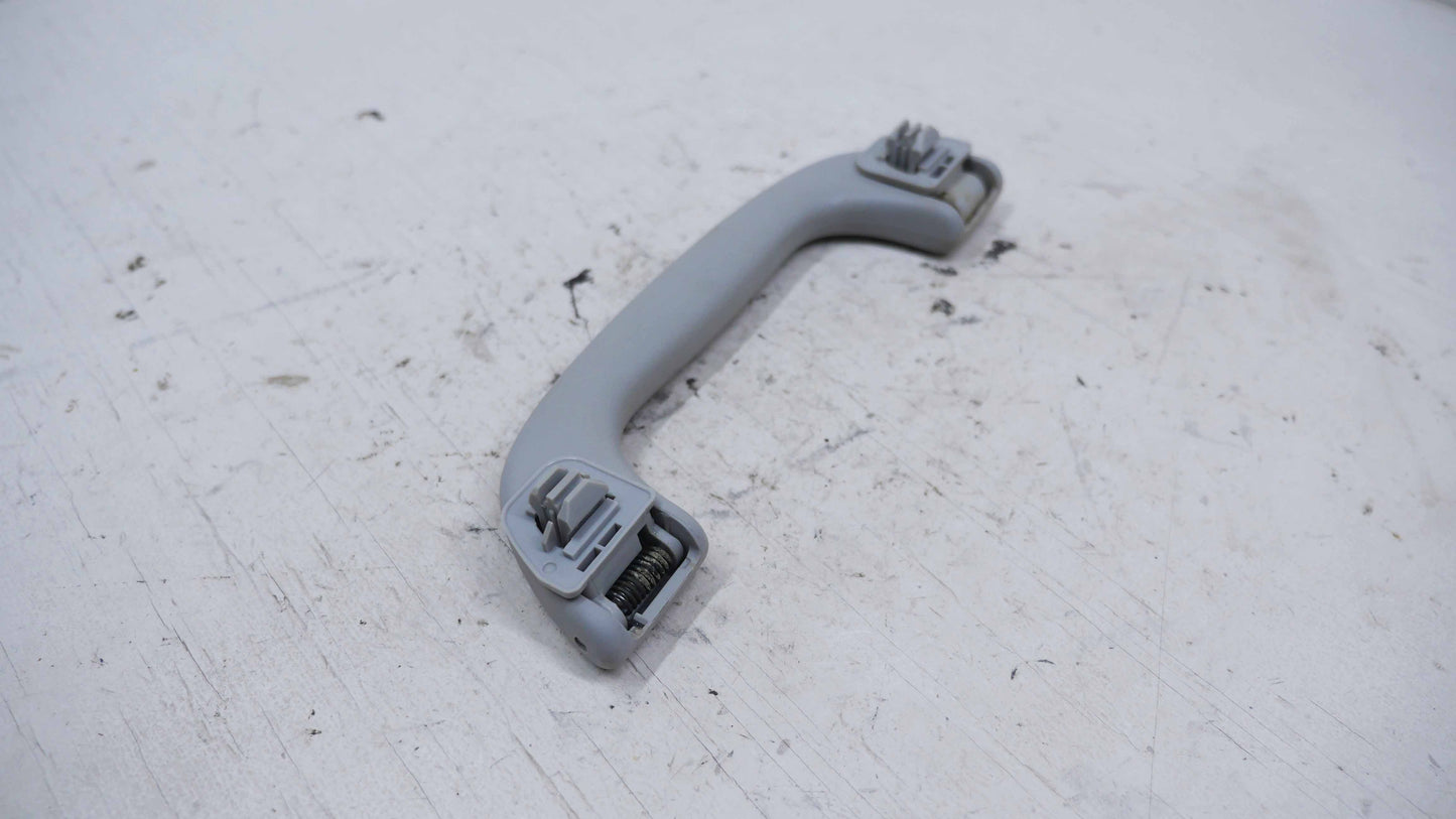LH Front Grab Pull Handle - Fits Mazda 3 BK SP23 2003-2009