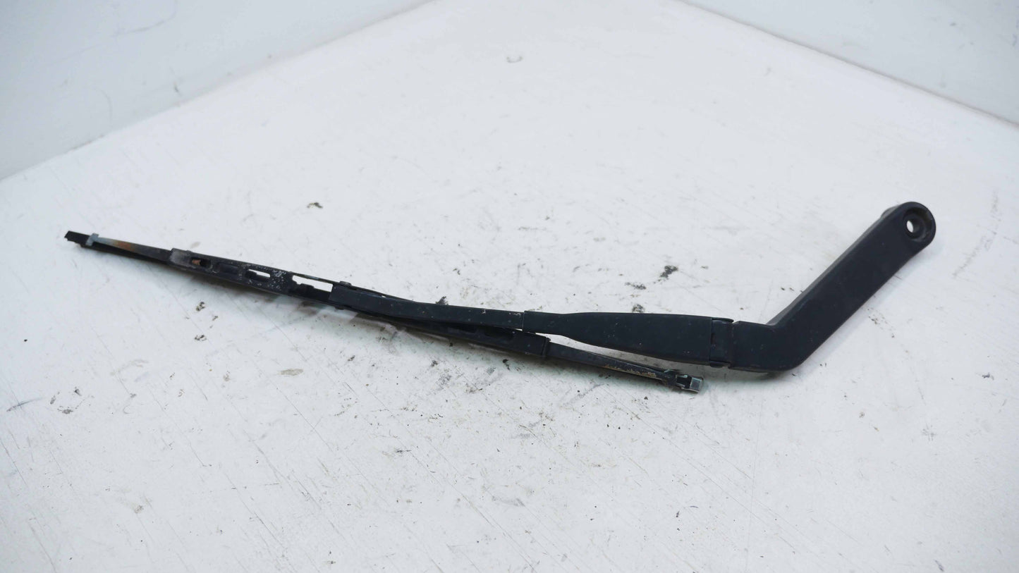 Rear Wiper Blade Arm - Fits Nissan X-Trail T30 2001-2007