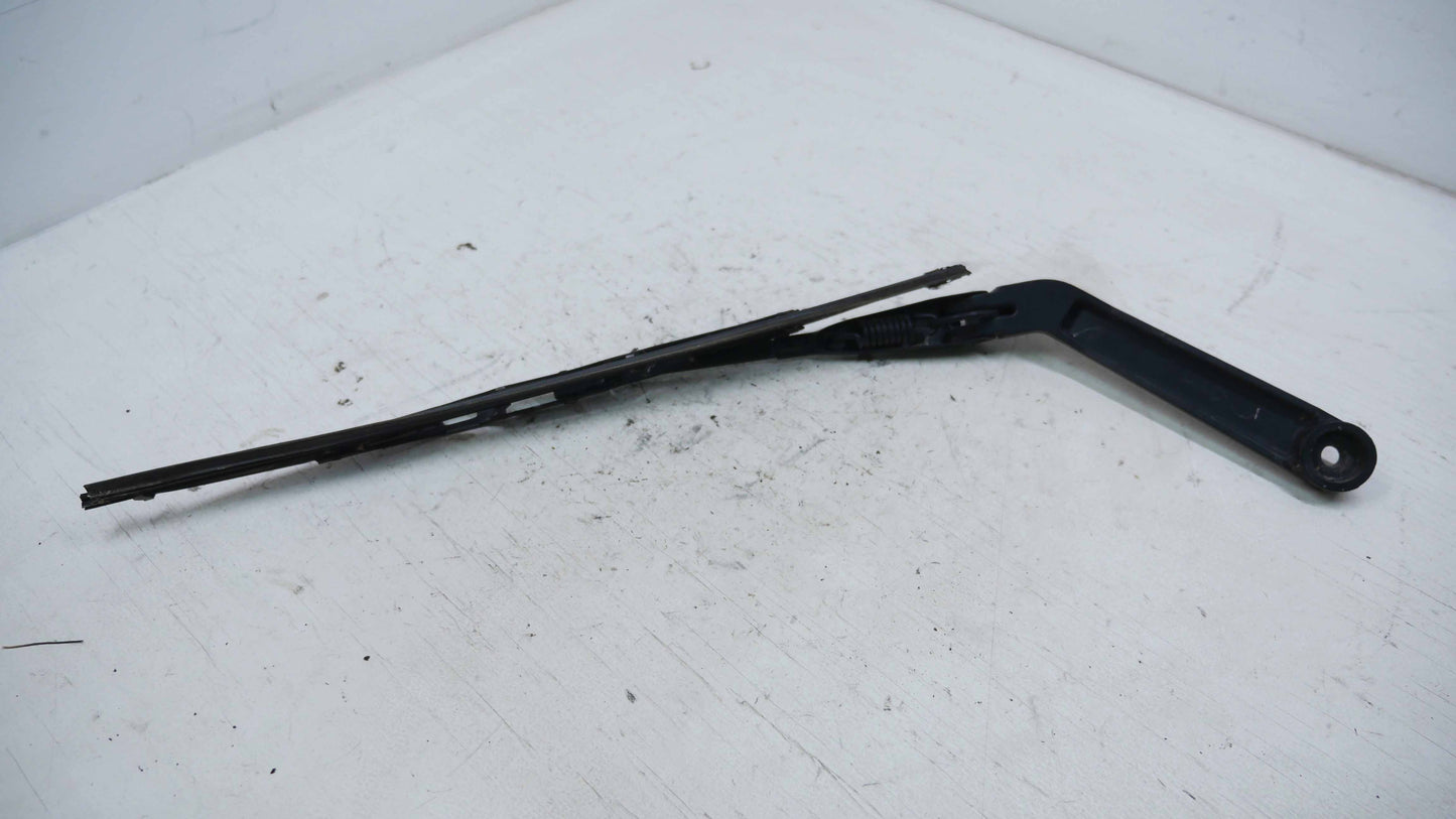Rear Wiper Blade Arm - Fits Nissan X-Trail T30 2001-2007