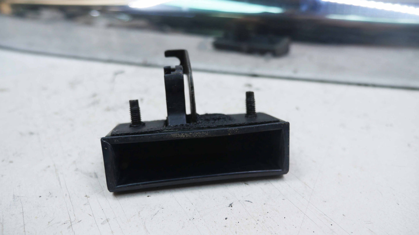 Rear Boot Tailgate Garnish License Plate Light - Fits Nissan X-Trail T30 2001-2007