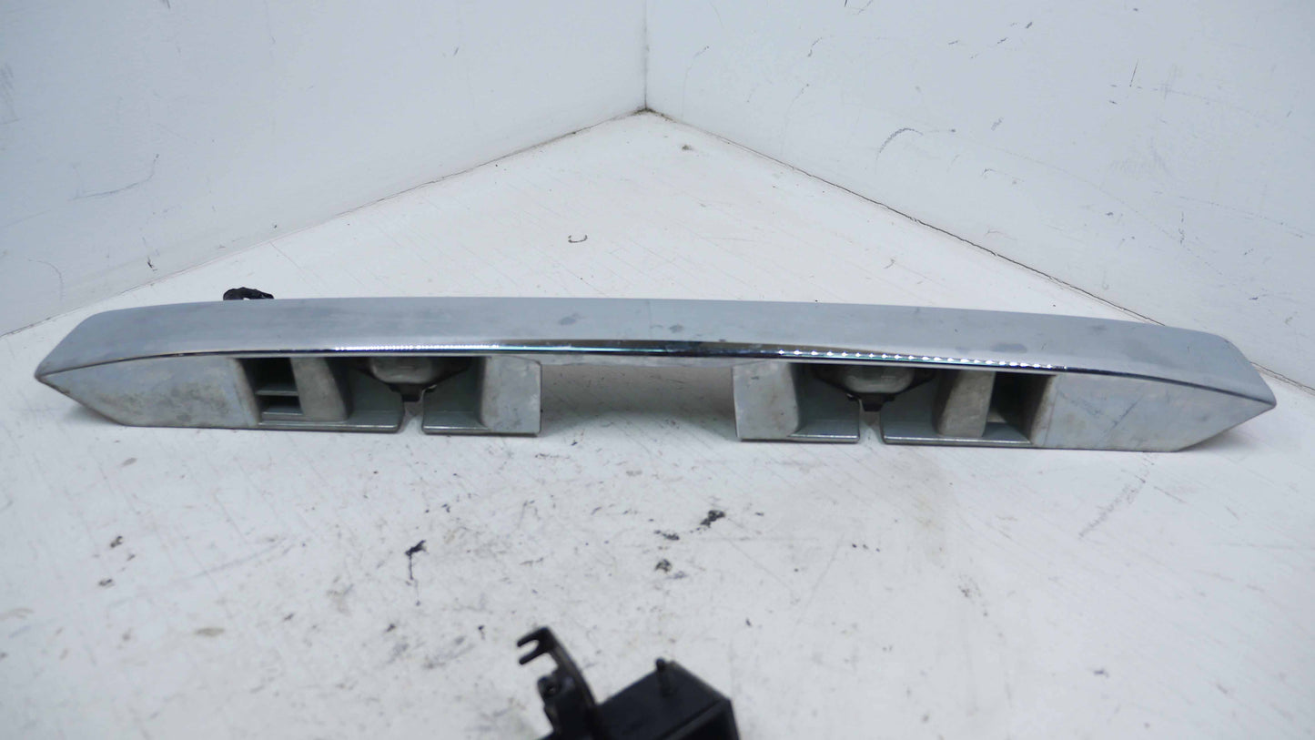 Rear Boot Tailgate Garnish License Plate Light - Fits Nissan X-Trail T30 2001-2007