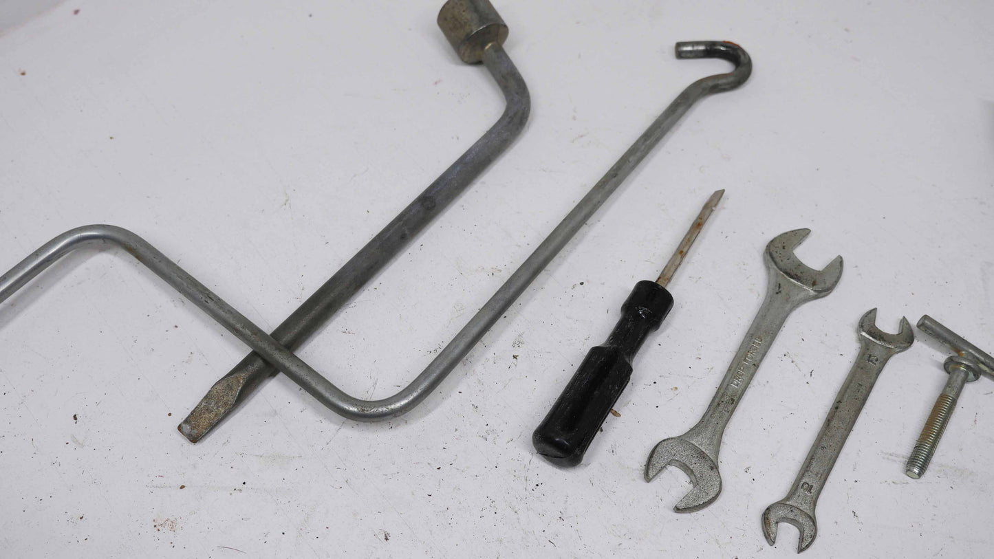 Tool Kit and Locking Screw - Fits Mazda 3 BK SP23 2003-2009