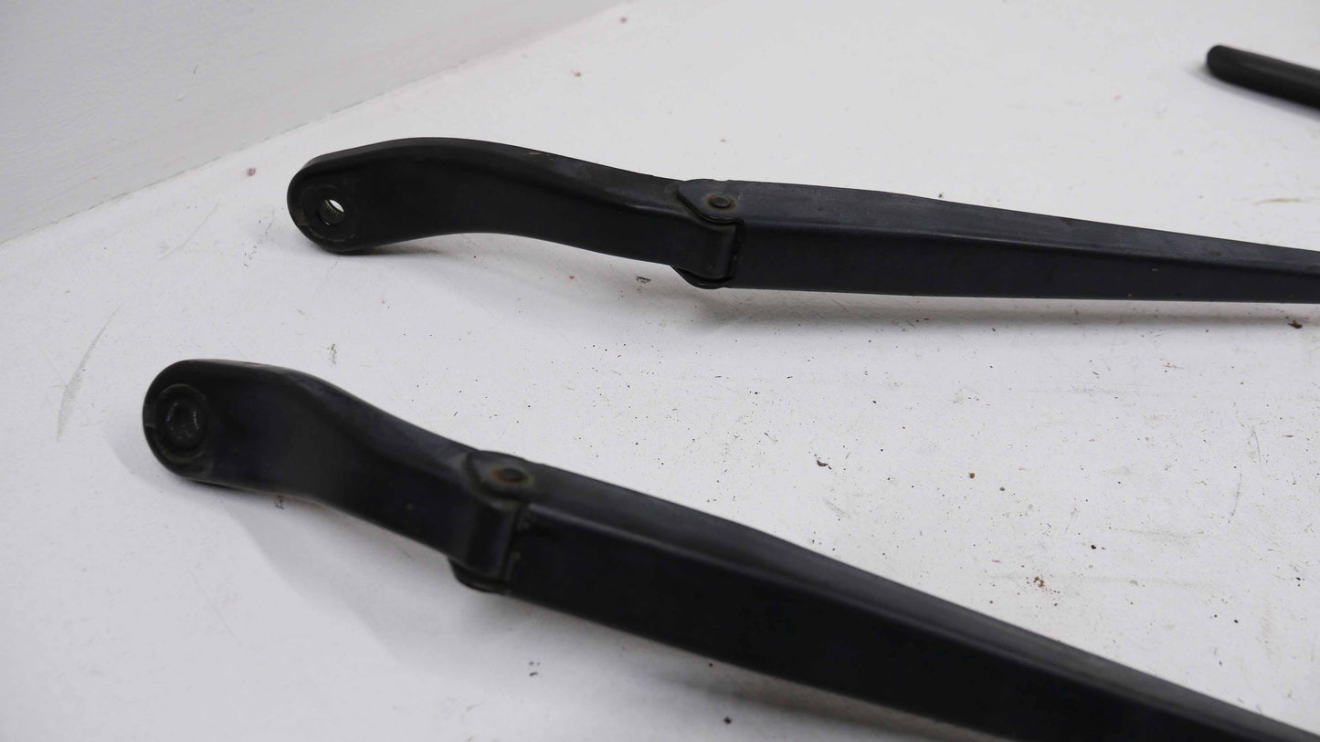 Front Windscreen Wiper Arms - Fits Mazda 3 BK SP23 2003-2009