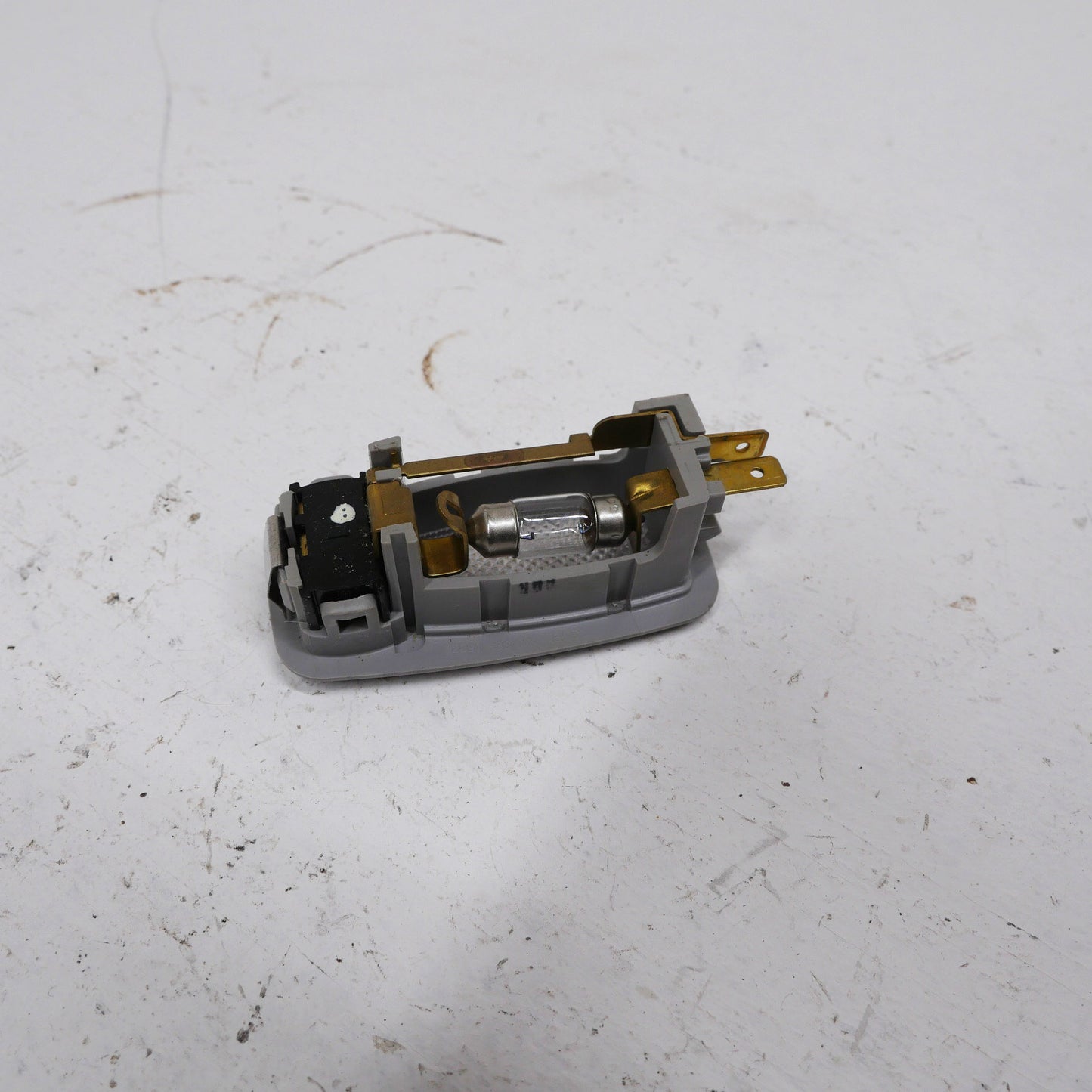 Small Front Courtesy Light Driver or Passenger - Fits Hyundai Elantra MD Premium 2011-2015