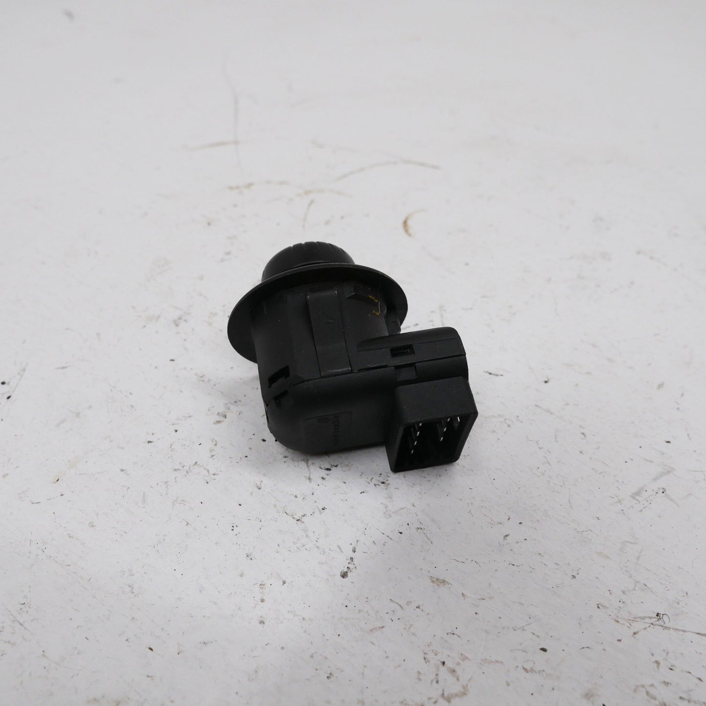 Mirror Adjustment Switch - Fits Ford Falcon AU SR 1998-2002
