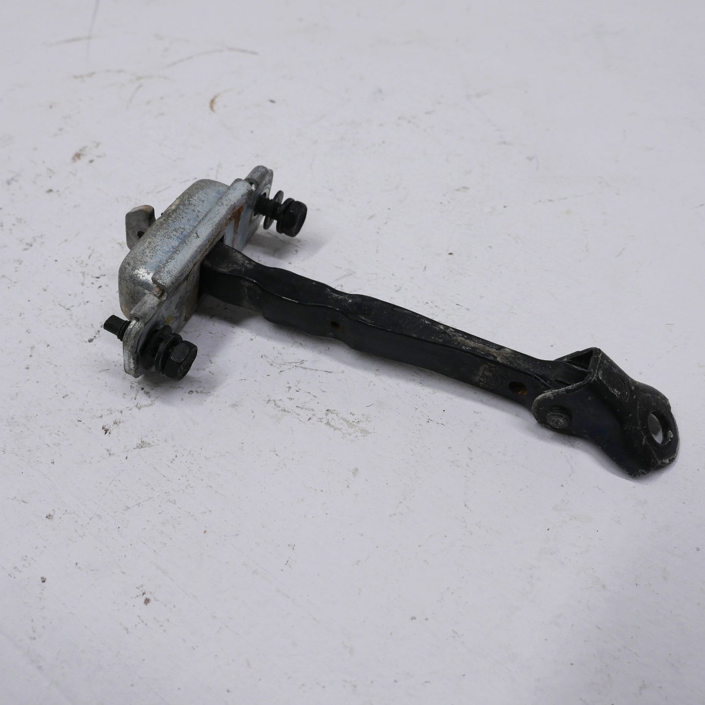 RH Front Door Check Strap - Fits Hyundai Elantra MD Premium 2011-2015