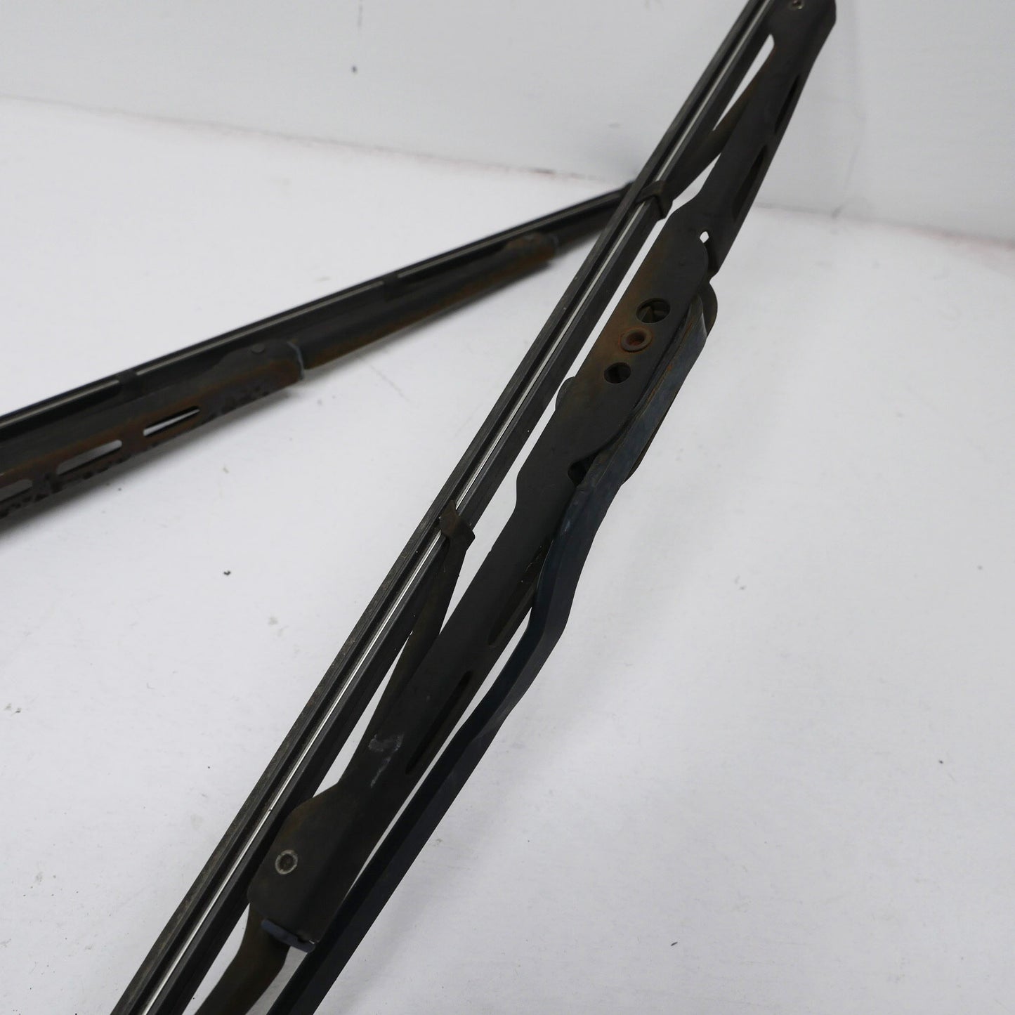 Windscreen Wiper Arms - Fits Hyundai Elantra MD Premium 2011-2015