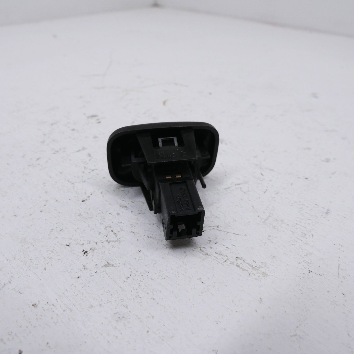 Lock Button Switch - Fits Ford Falcon AU SR 1998-2002