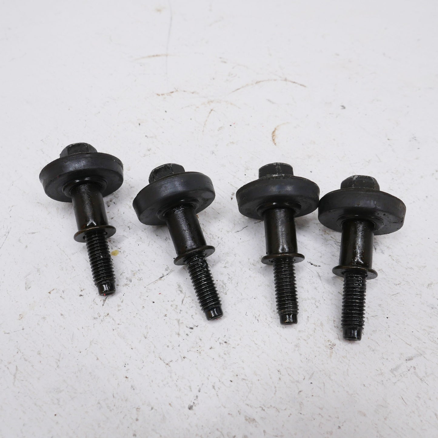 Valve Rocker Cover Bolts 6 Cylinder - Fits Ford Falcon AU SR 1998-2002