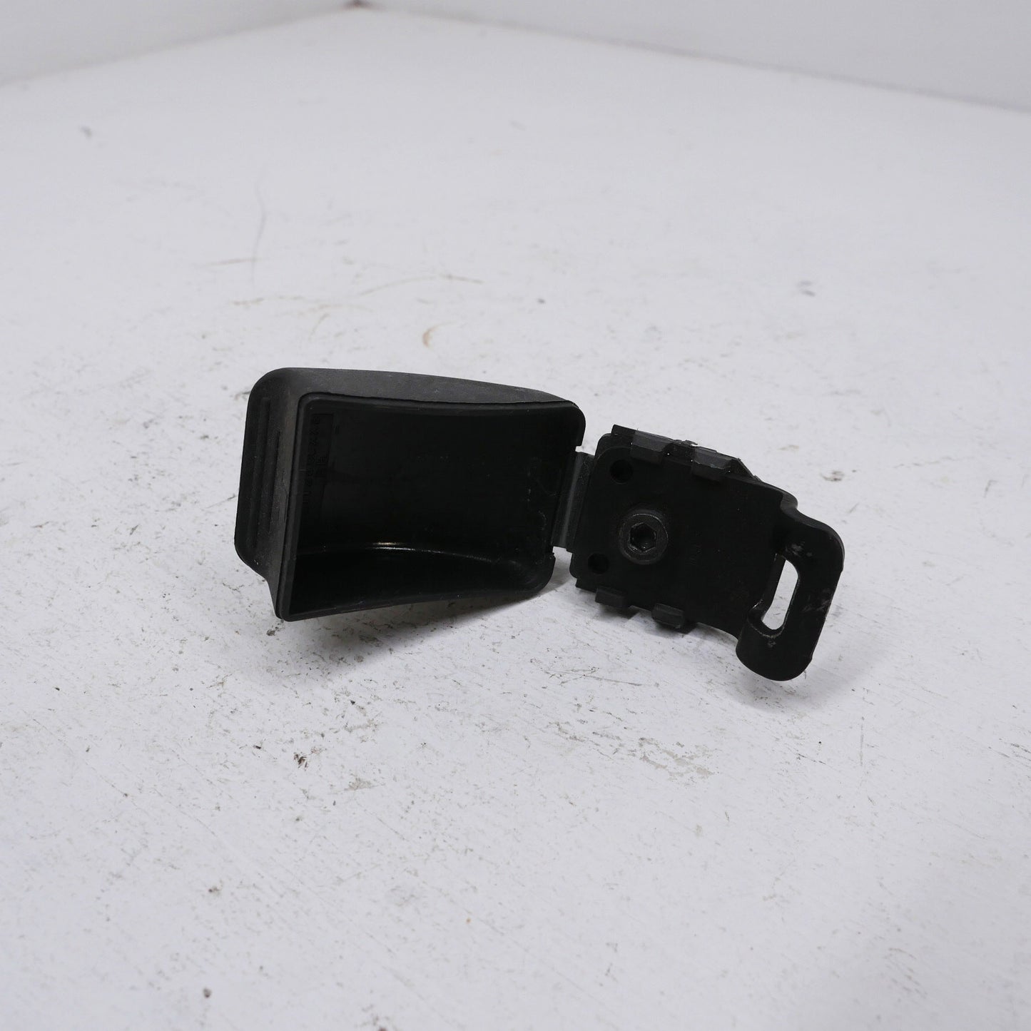 Rear Seat Baby Restraint Clip - Fits Ford Falcon AU SR 1998-2002