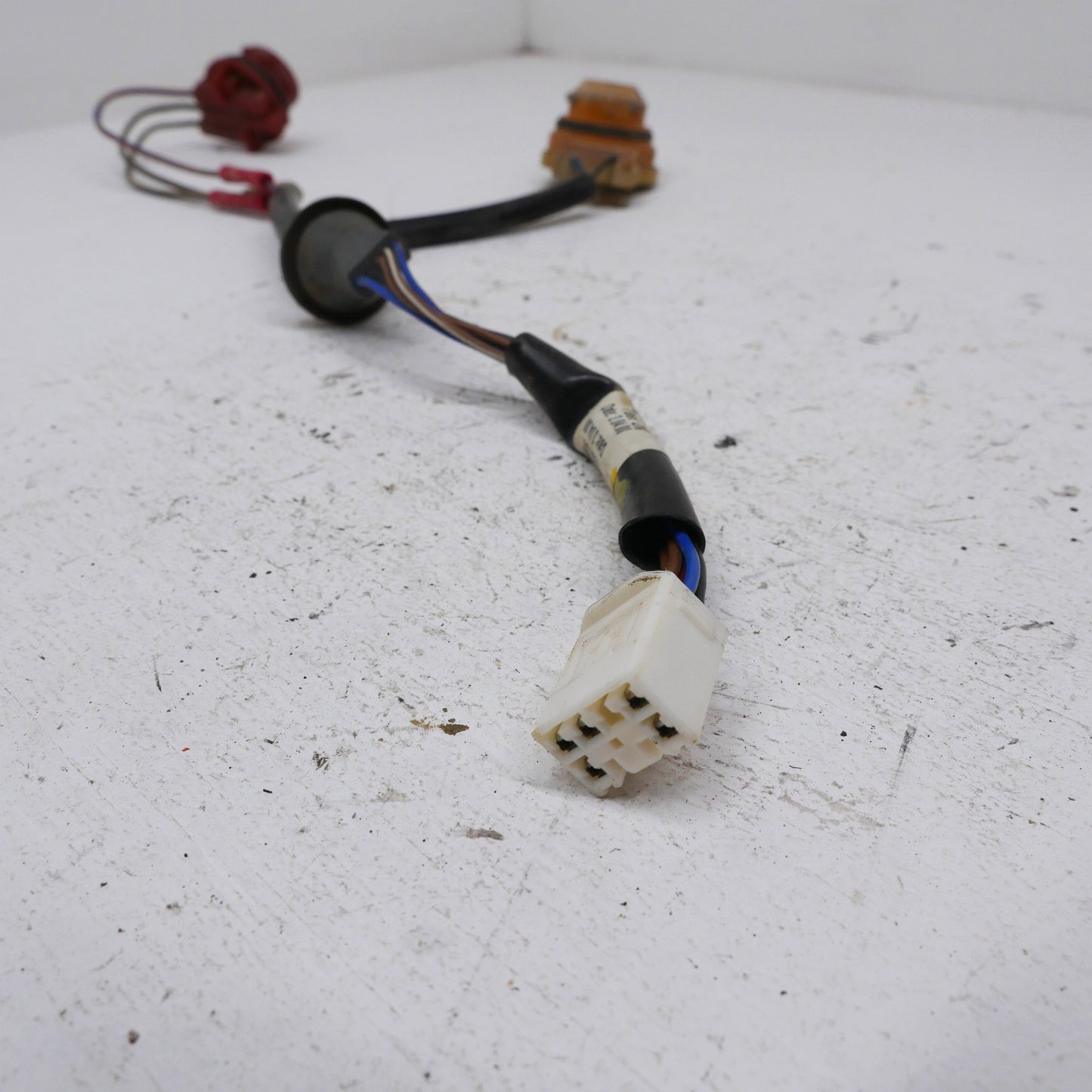 Tail Light Socket Loom Repaired - Fits Holden Commodore VT 1997-2000