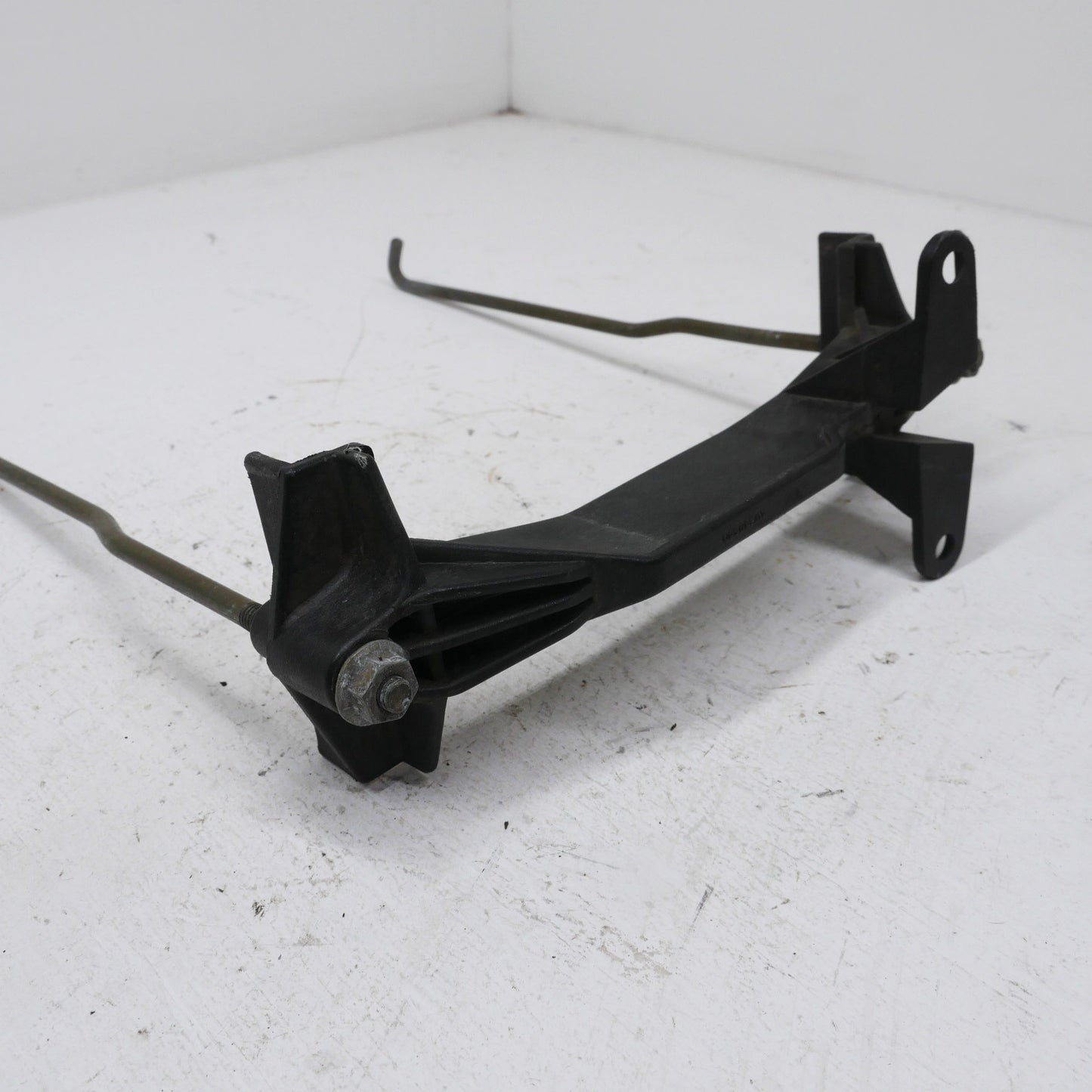 Battery Clamp - Fits Mitsubishi Magna ES TL-TW 2003-2005