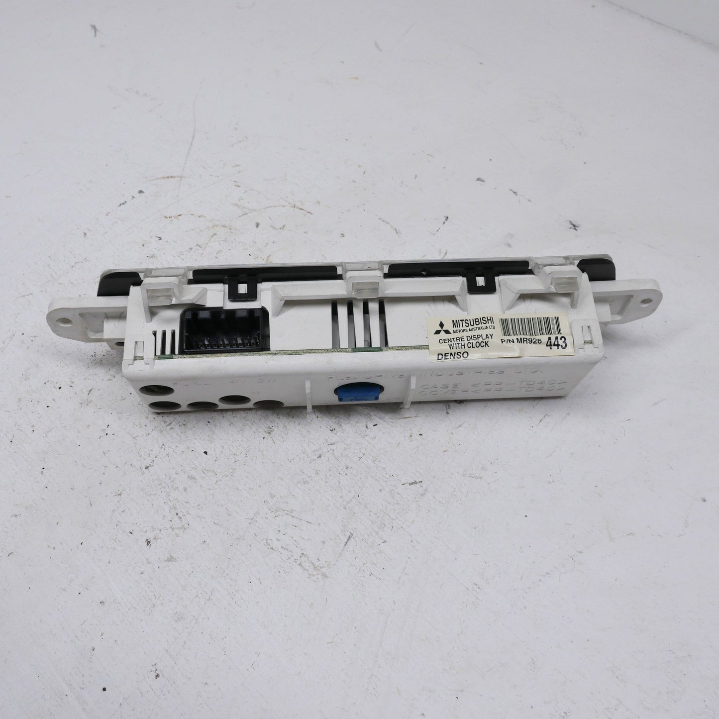 Dash Center Clock Display - Fits Mitsubishi Magna ES TL-TW 2003-2005