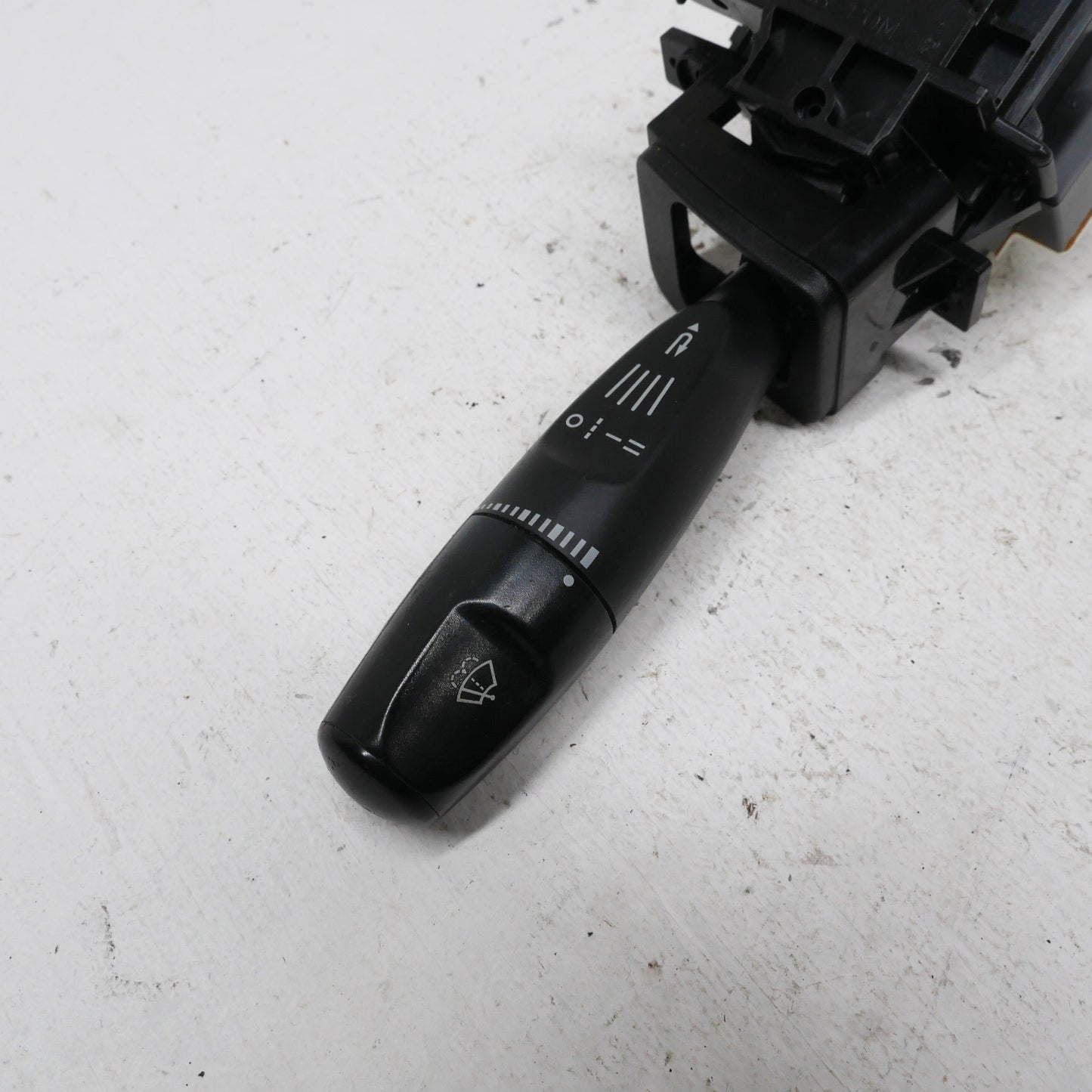 Windscreen Wiper Stalk - Fits Mitsubishi Magna ES TL-TW 2003-2005
