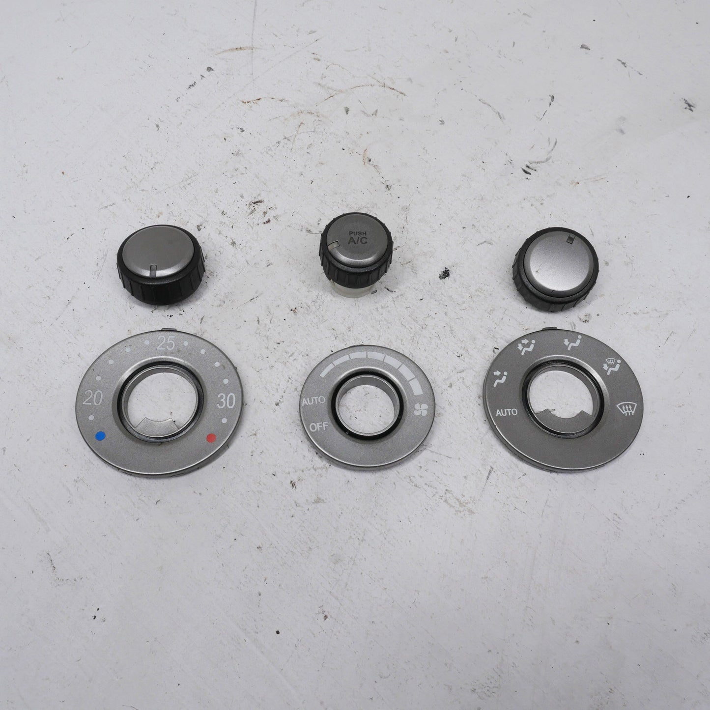 Climate Control Knobs and Front Covers- Fits Mitsubishi Magna ES TL-TW 2003-2005