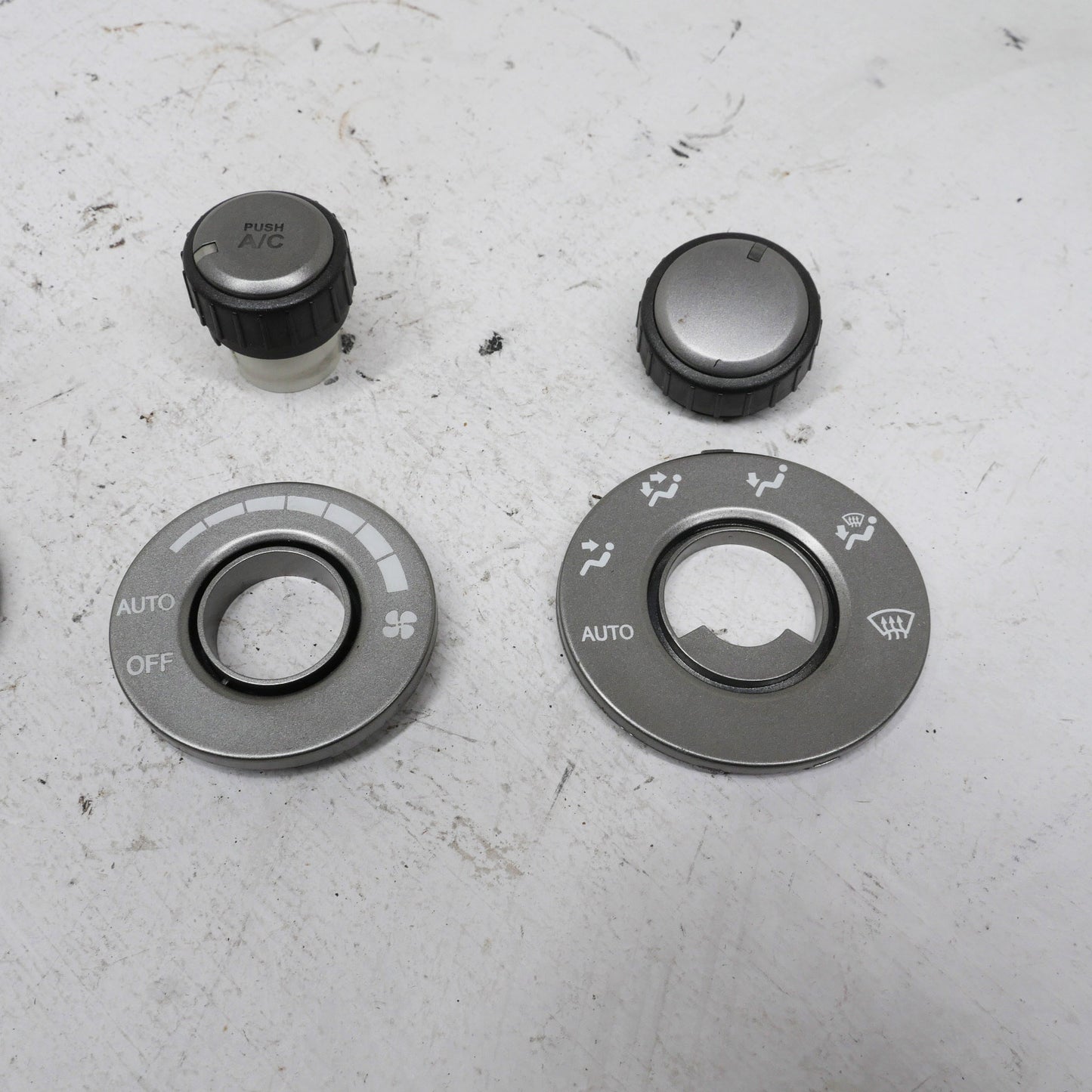 Climate Control Knobs and Front Covers- Fits Mitsubishi Magna ES TL-TW 2003-2005