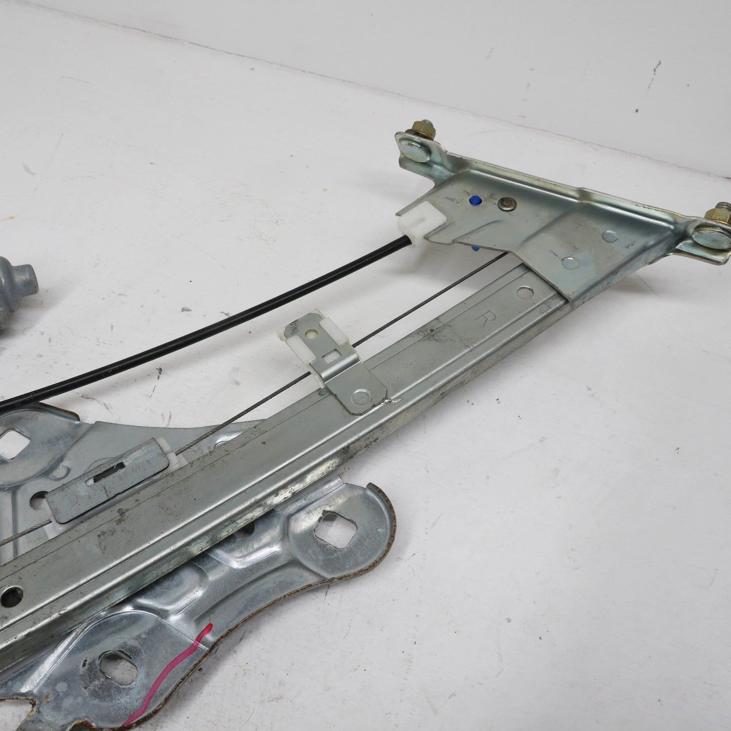 RH Front Power Window Regulator - Fits Mitsubishi Magna ES TL-TW 2003-2005