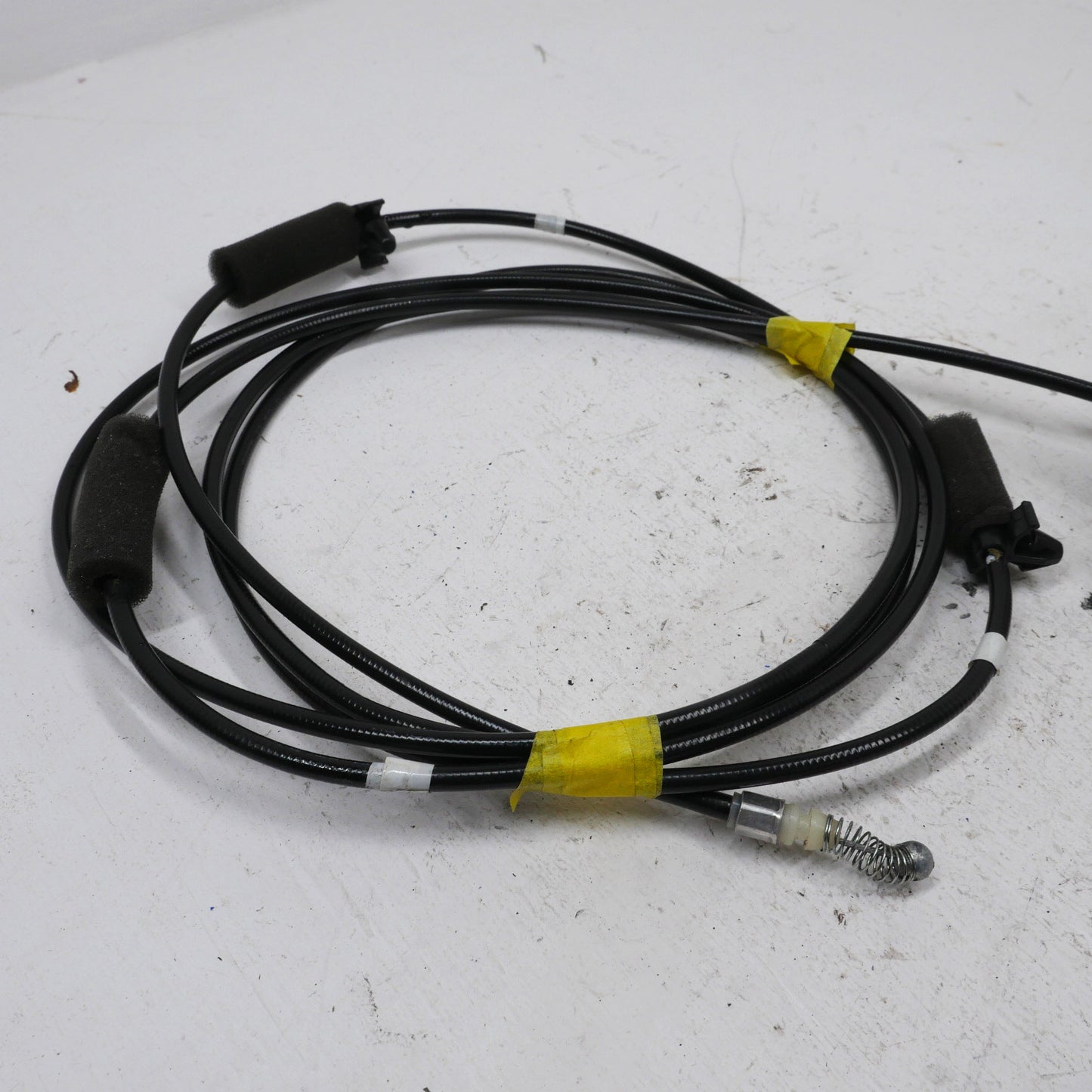 Sedan Electric Boot Release Cable Popper - Fits Mitsubishi Magna ES TL-TW 2003-2005