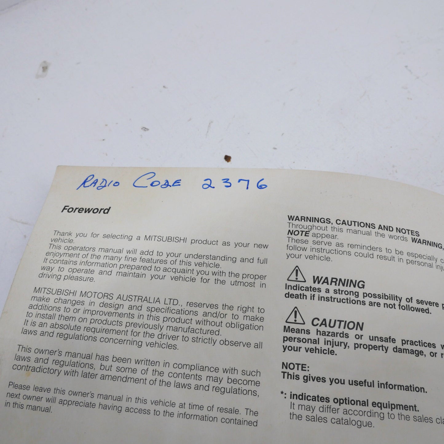 Owners Manual and Service Book - Fits Mitsubishi Magna ES TL-TW 2003-2005