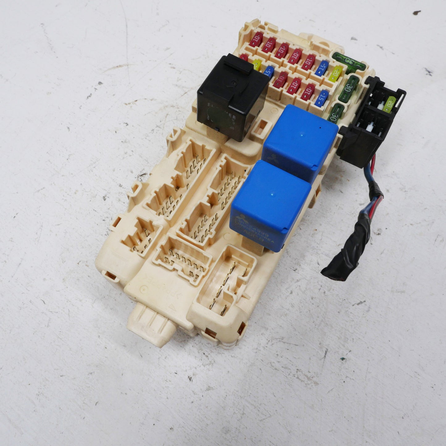 Dash Fuse Panel - Fits Mitsubishi Magna ES TL-TW 2003-2005