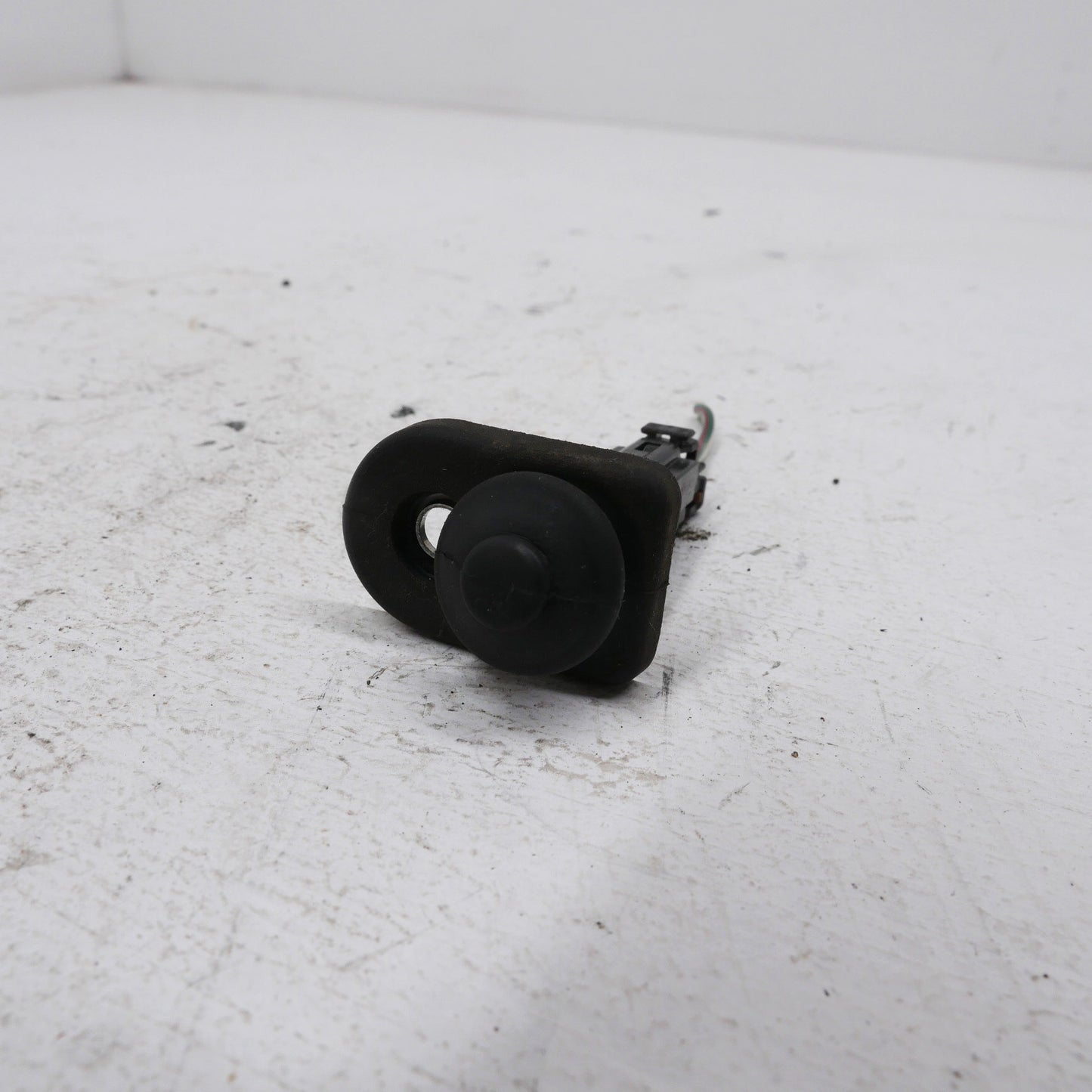 Door Courtesy Light Switch - Fits Mitsubishi Magna ES TL-TW 2003-2005