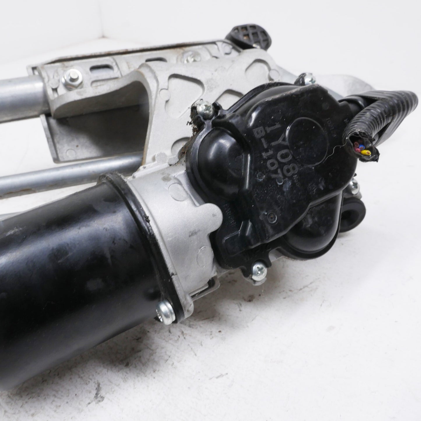 Front Windshield Wiper Motor and Linkages - Fits Mazda 3 BL 2010-2013