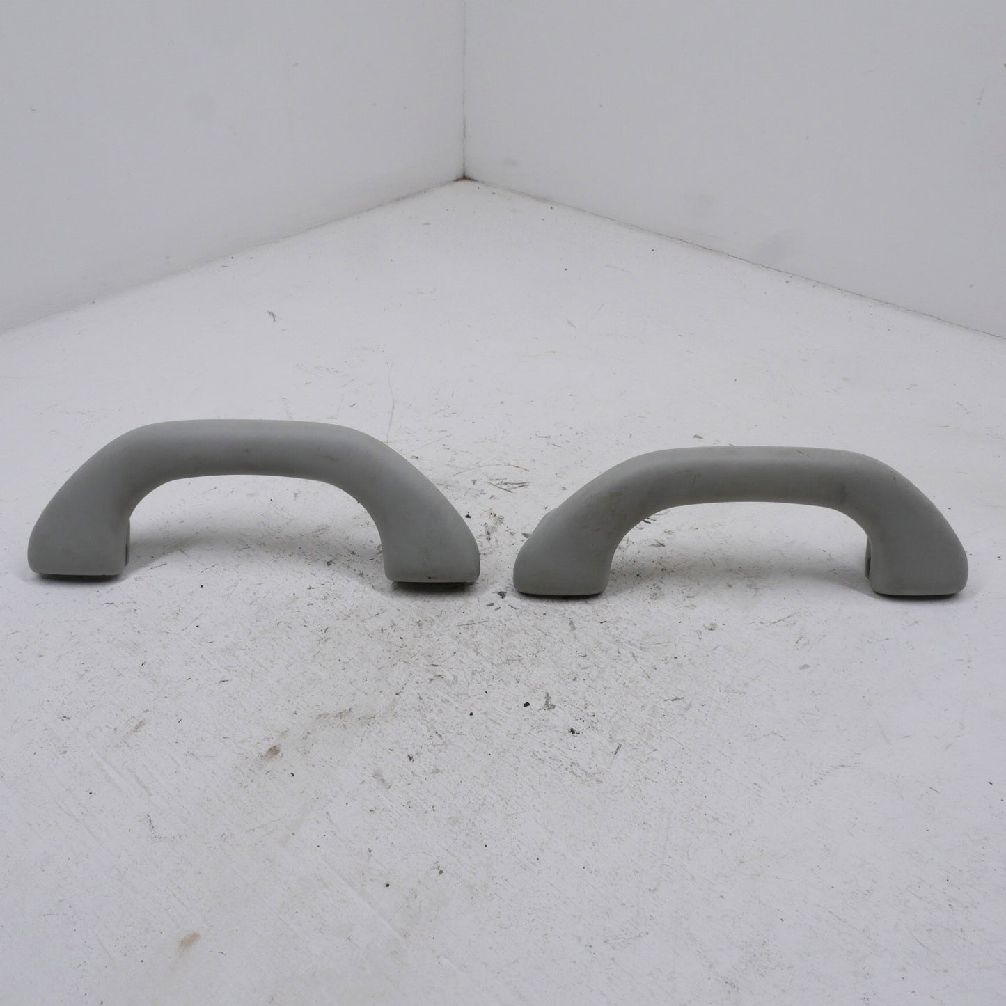 2 x Front Grab Handles Grey - Fits Volkswagen Golf Mk4 1J Hatch 1997-2003
