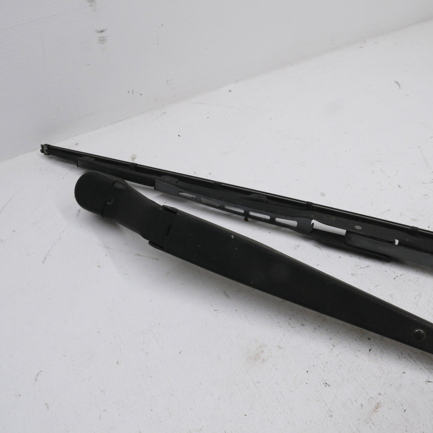 Front Windshield Wiper Arms - Fits Mitsubishi Lancer CS Facelift 2002-2007