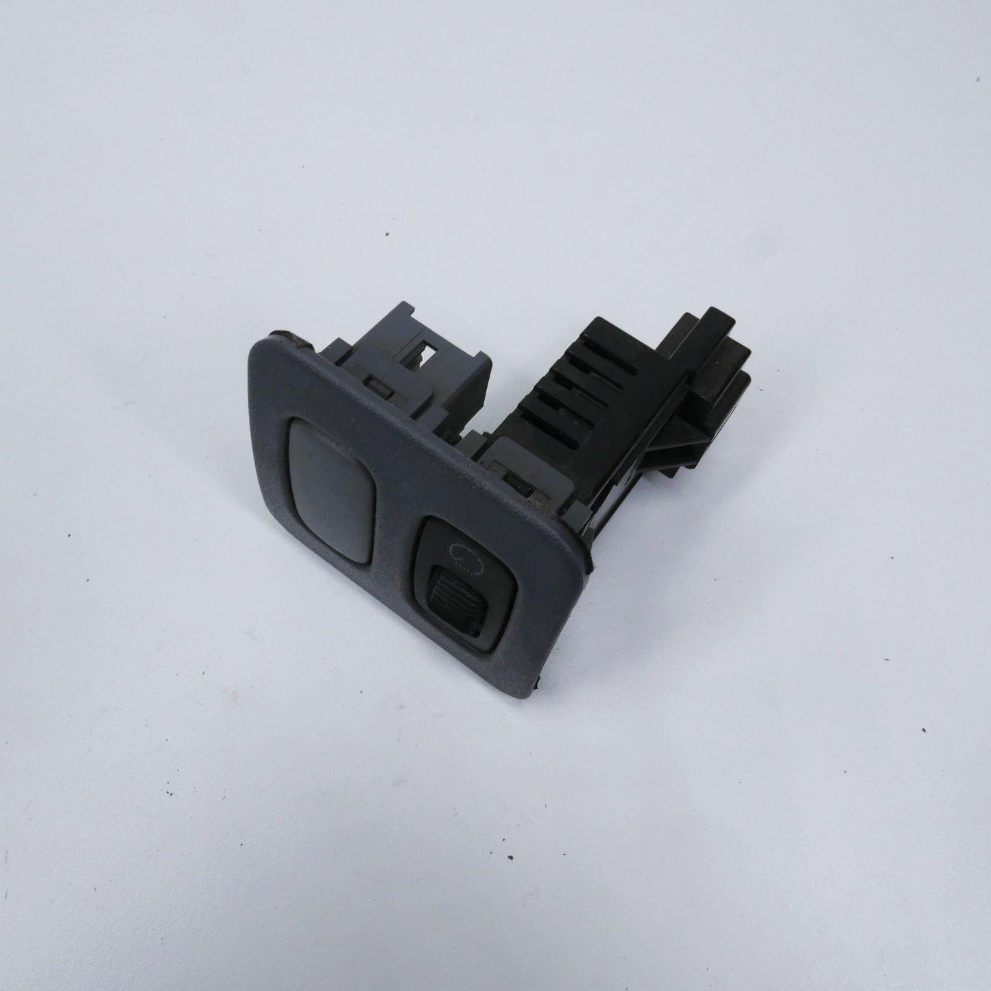 Dimmer Switch Grey - Fits Mitsubishi Lancer CS Facelift 2002-2007
