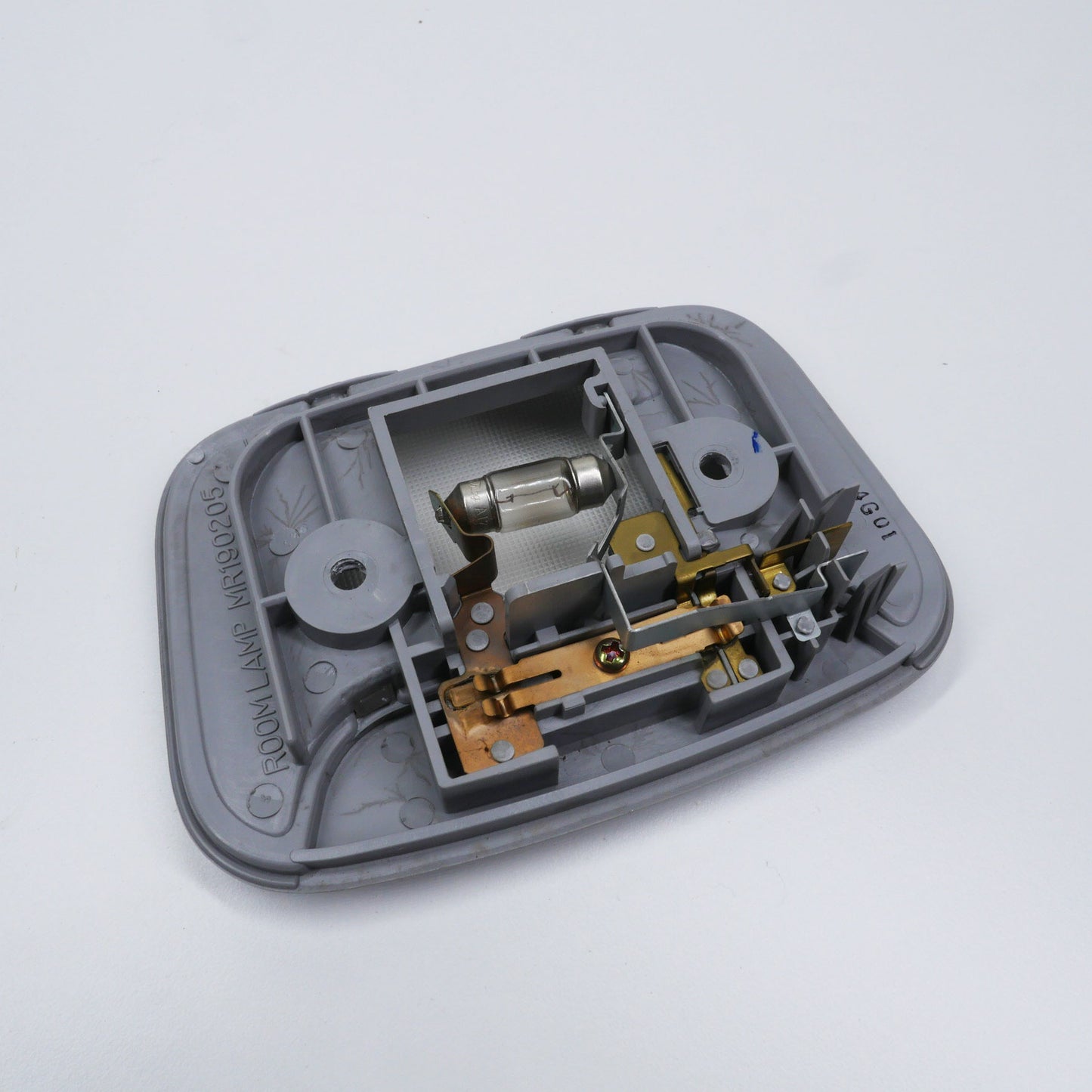 Center Dome Courtesy Light - Fits Mitsubishi Lancer CS Facelift 2002-2007