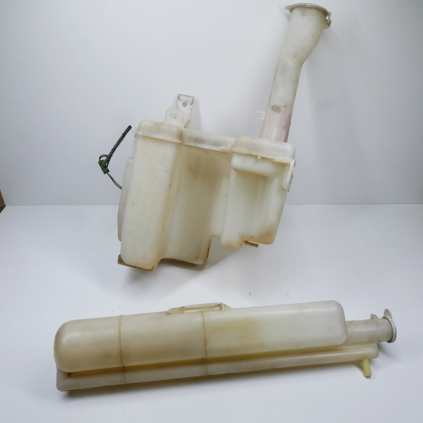 Windshield Washer Bottle and Coolant Reservoir - Fits Mitsubishi Lancer CS Facelift 2002-2007