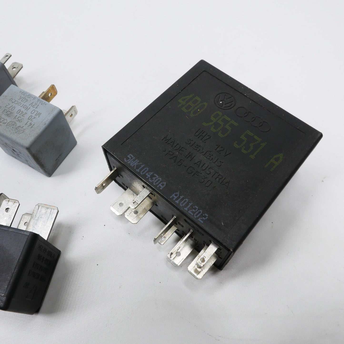 Assorted Relays 1.6L - Fits Volkswagen Golf Mk4 1J Hatch 1997-2003