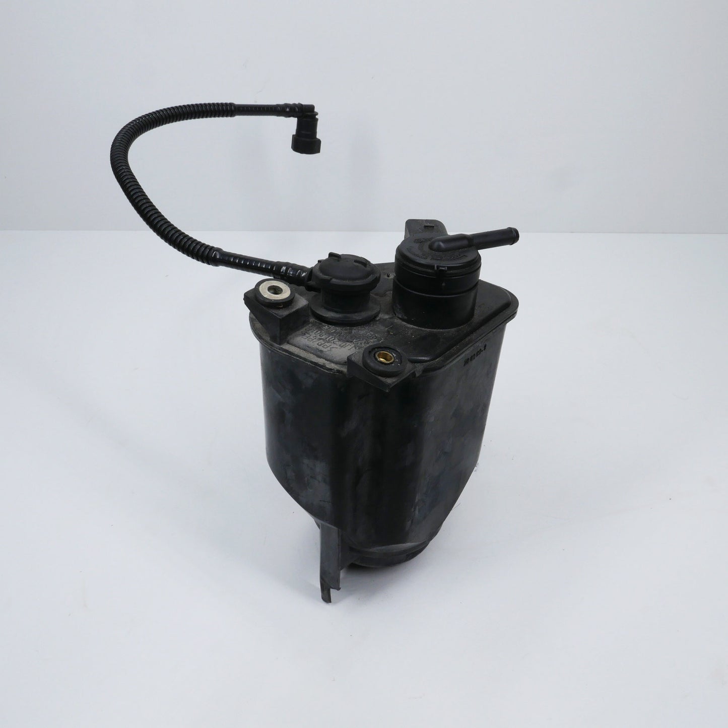 Carbon Charcoal Canister 1.6L - Fits Volkswagen Golf Mk4 1J Hatch 1997-2003