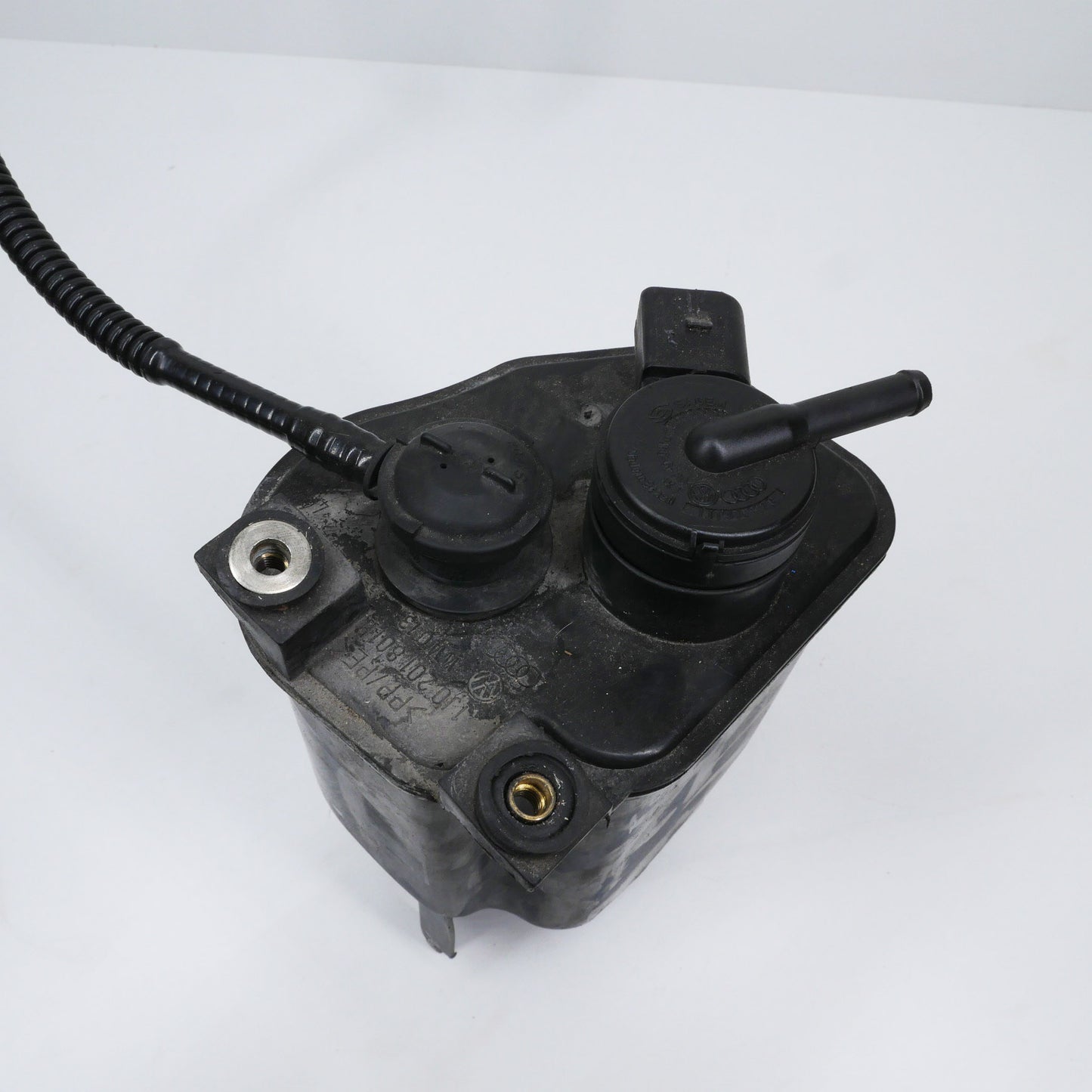 Carbon Charcoal Canister 1.6L - Fits Volkswagen Golf Mk4 1J Hatch 1997-2003