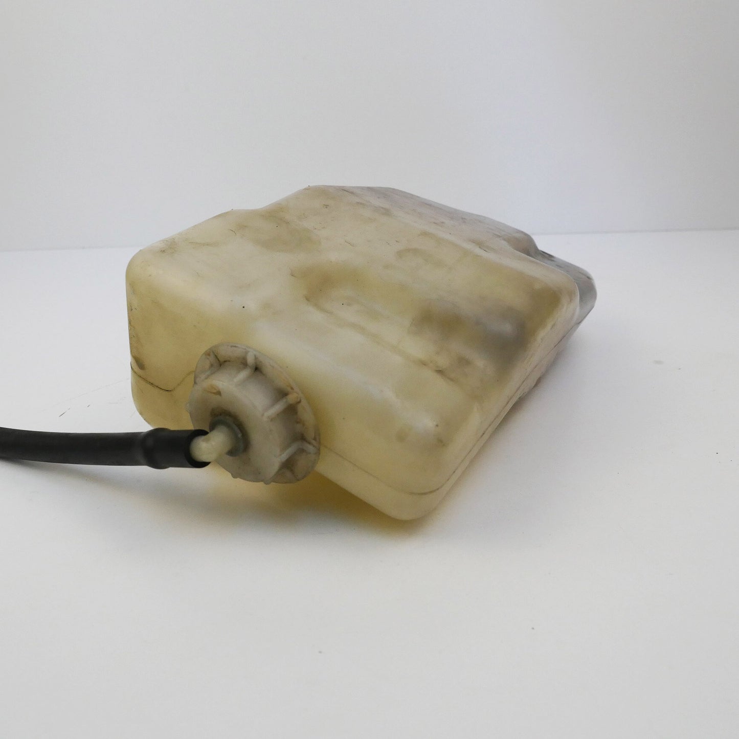 Coolant Reservoir Overflow Bottle - Fits Honda CRV RD1 SUV Gen1 1997-2001