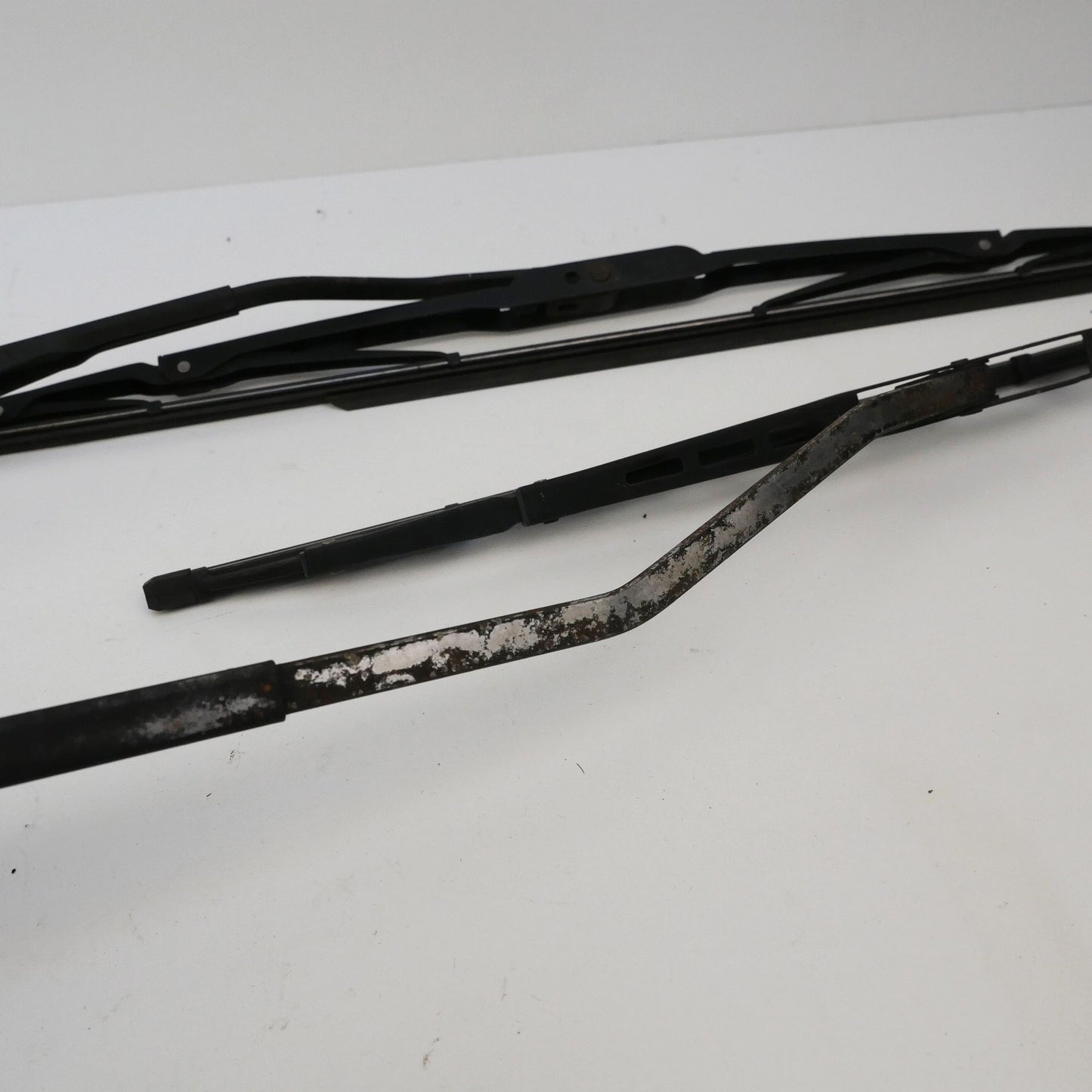 Front Windshield Wiper Arms - Fits Honda CRV RD1 SUV Gen1 1997-2001