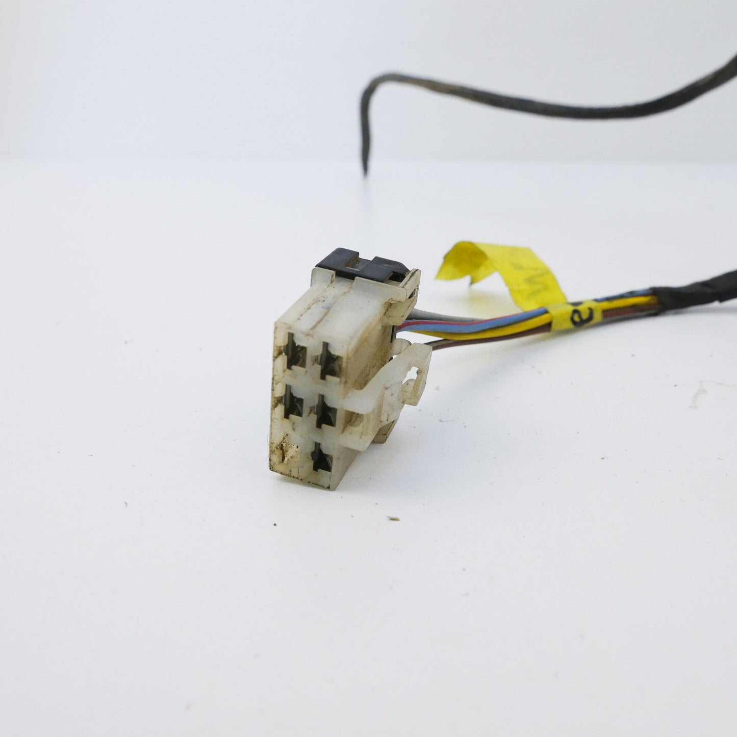 Wiper Motor Plug and Wire - Fits Holden Commodore VZ 2004-2006
